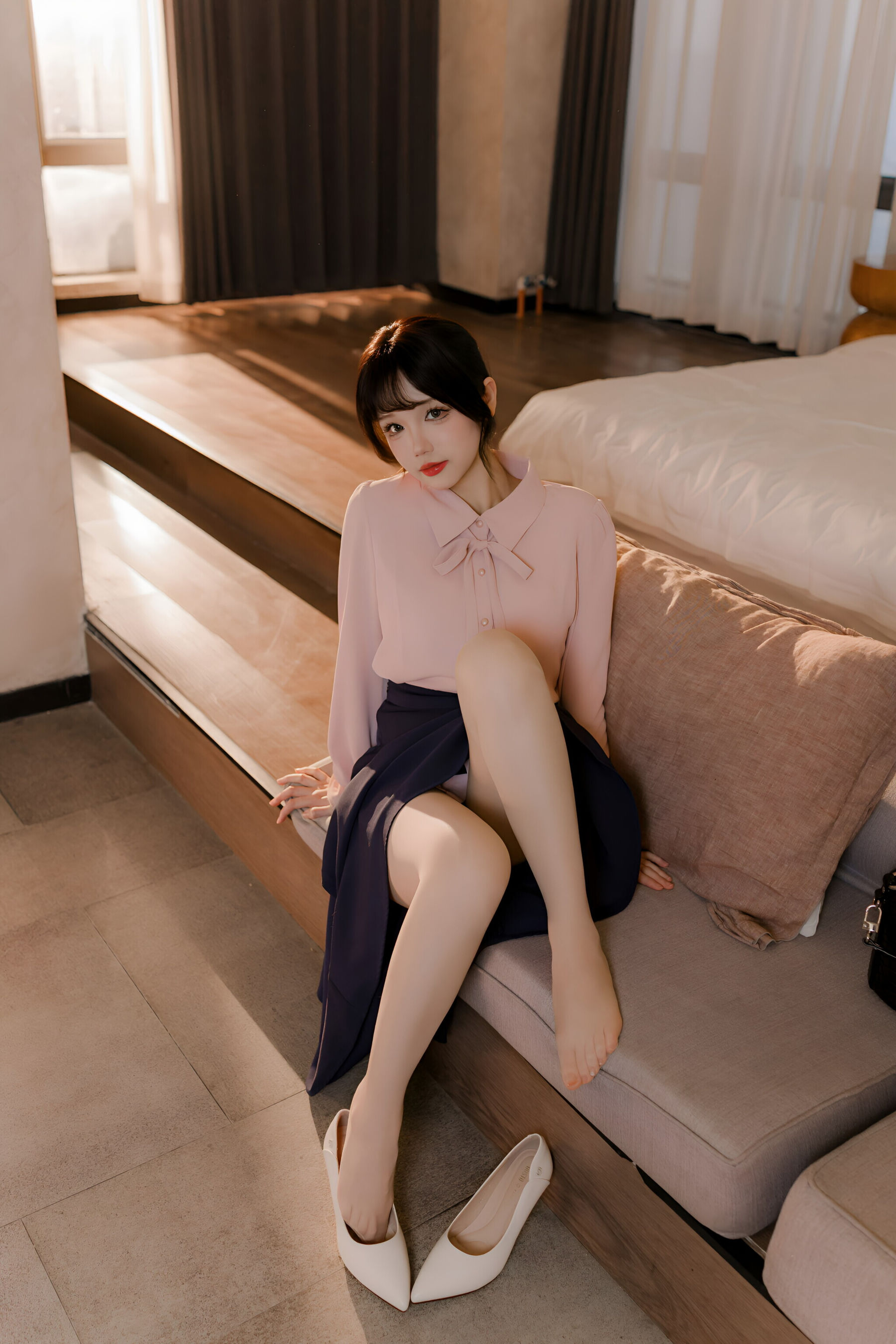 动漫博主雪晴Astra - 肉丝通勤OL/(71P)