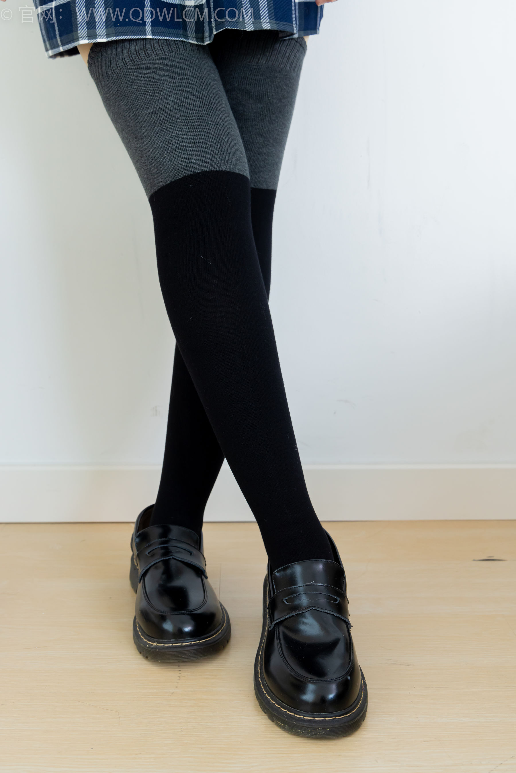 物恋传媒 No.2380 小曦 - jk制服、皮鞋、黑灰拼接过膝袜、厚肉丝/(155P)