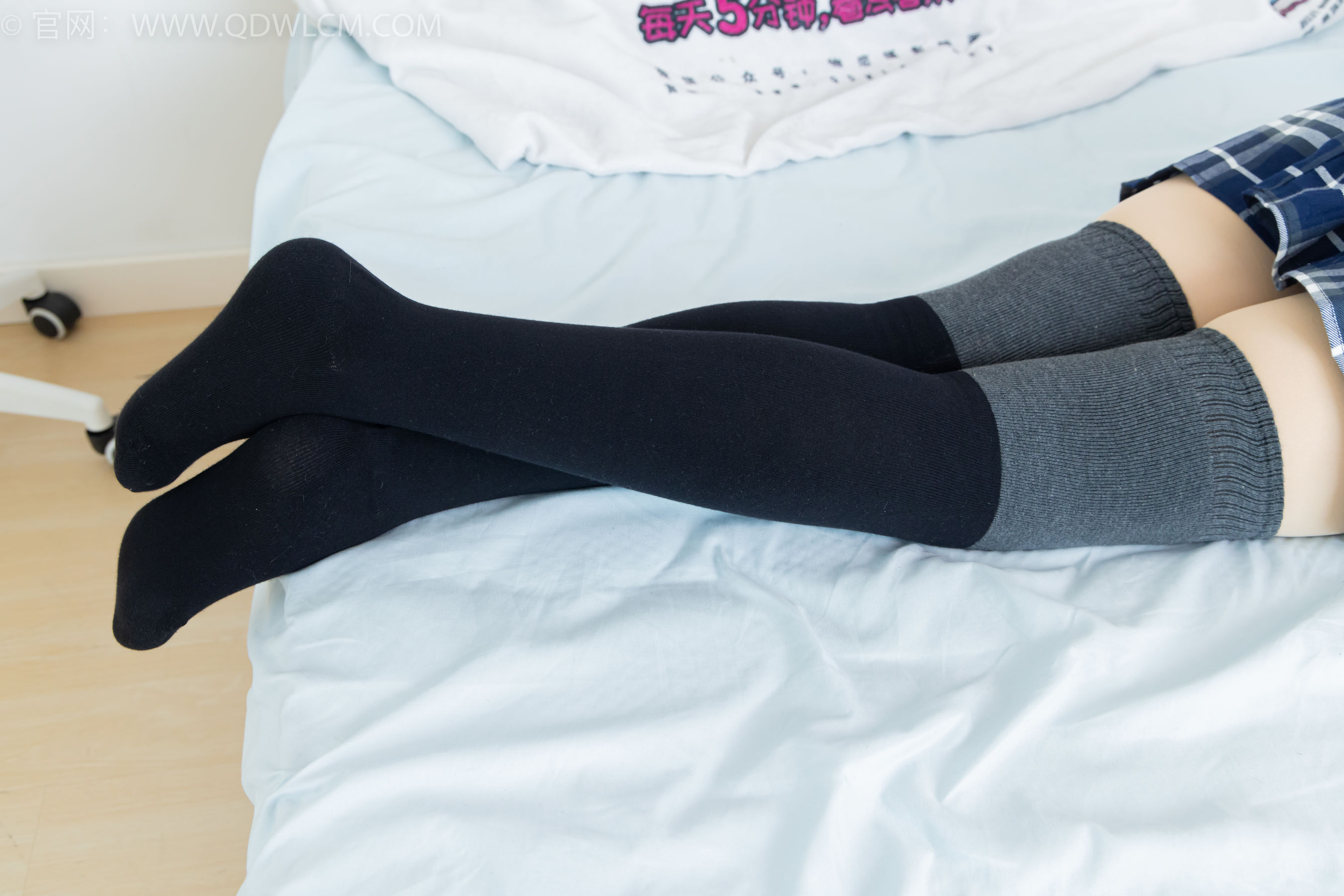 物恋传媒 No.2380 小曦 - jk制服、皮鞋、黑灰拼接过膝袜、厚肉丝/(155P)