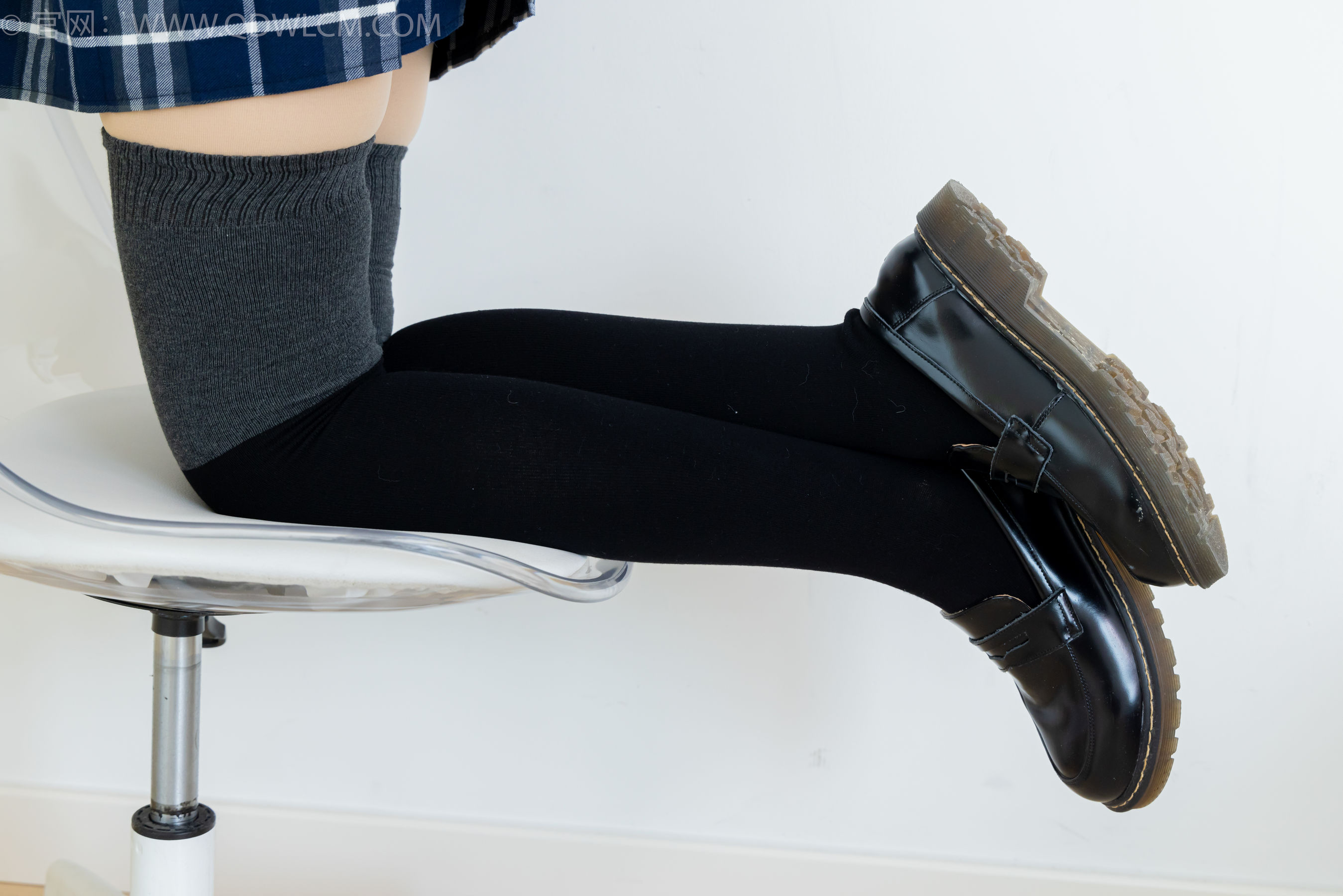 物恋传媒 No.2380 小曦 - jk制服、皮鞋、黑灰拼接过膝袜、厚肉丝/(155P)