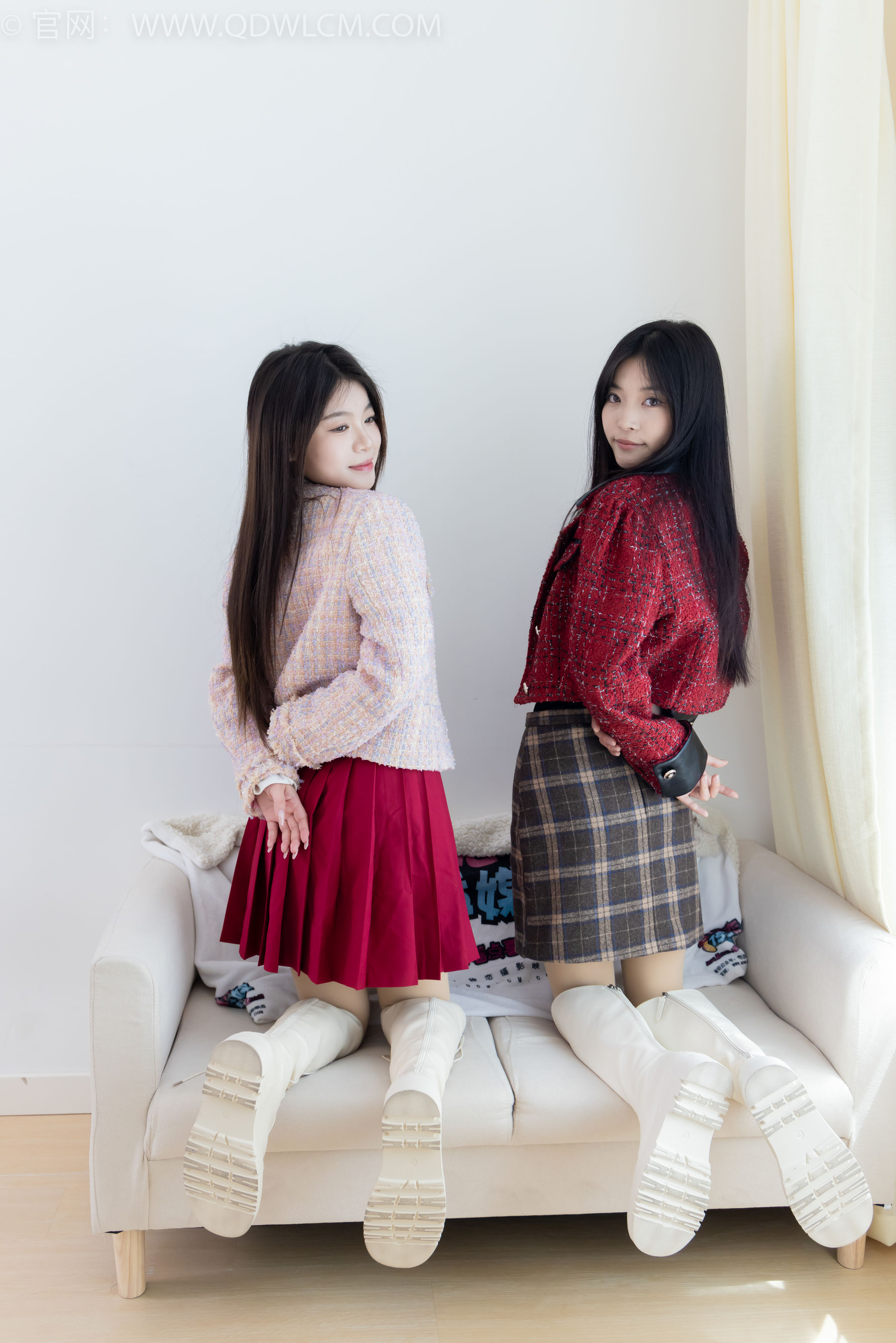 物恋传媒 No.2375 茯苓&闪闪 - 长靴、白棉袜、厚肉丝/(170P)