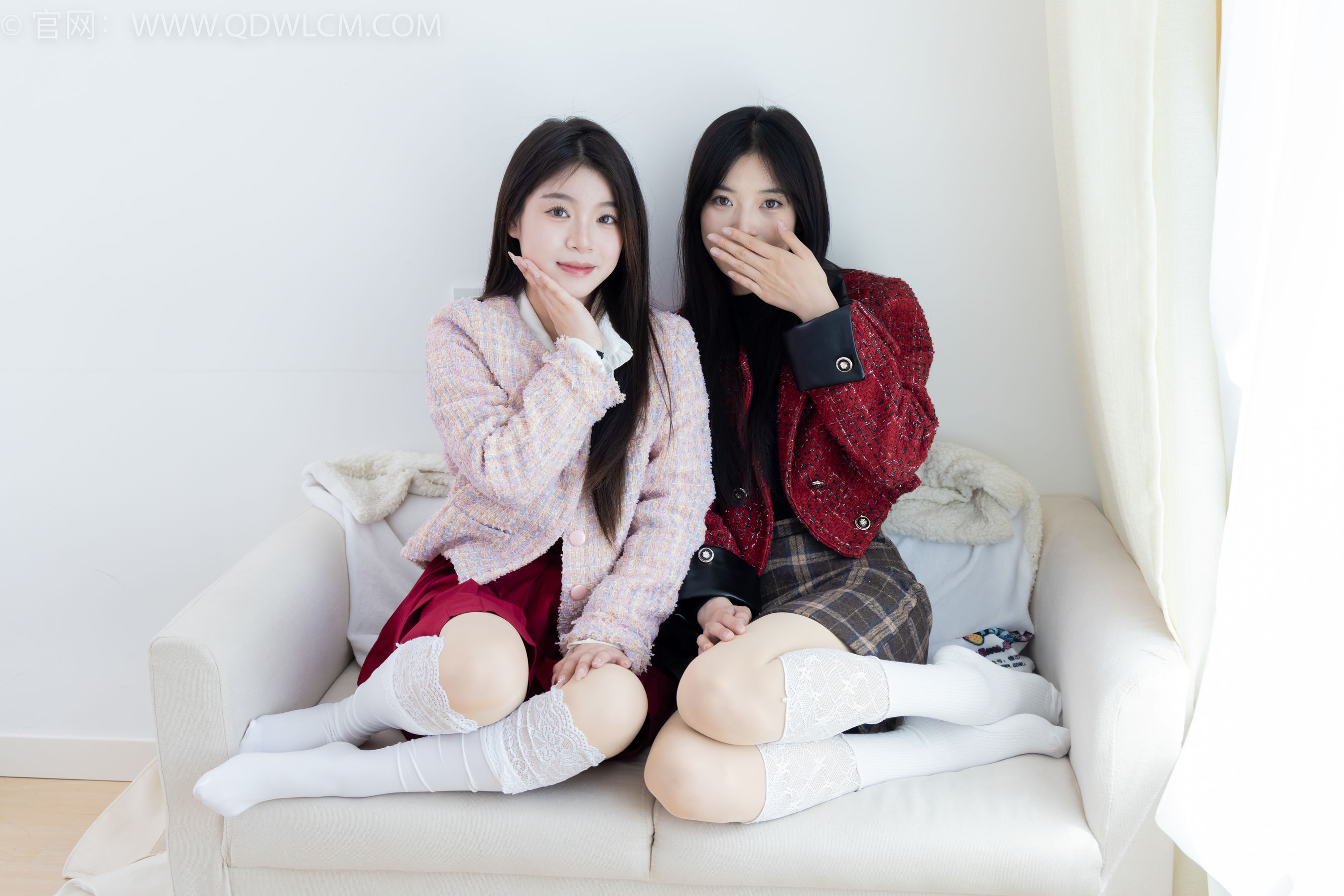 物恋传媒 No.2375 茯苓&闪闪 - 长靴、白棉袜、厚肉丝/(170P)