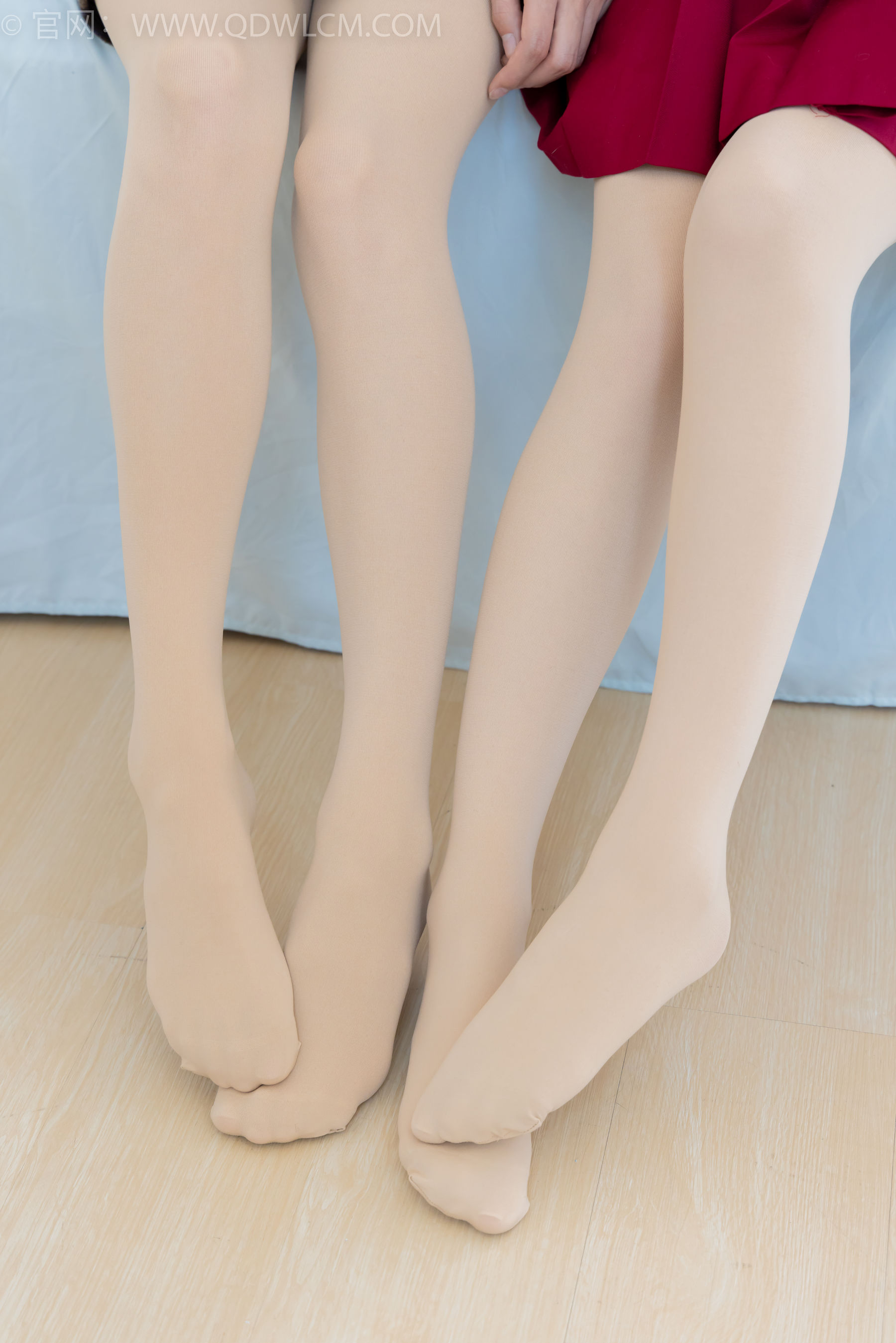 物恋传媒 No.2375 茯苓&闪闪 - 长靴、白棉袜、厚肉丝/(170P)