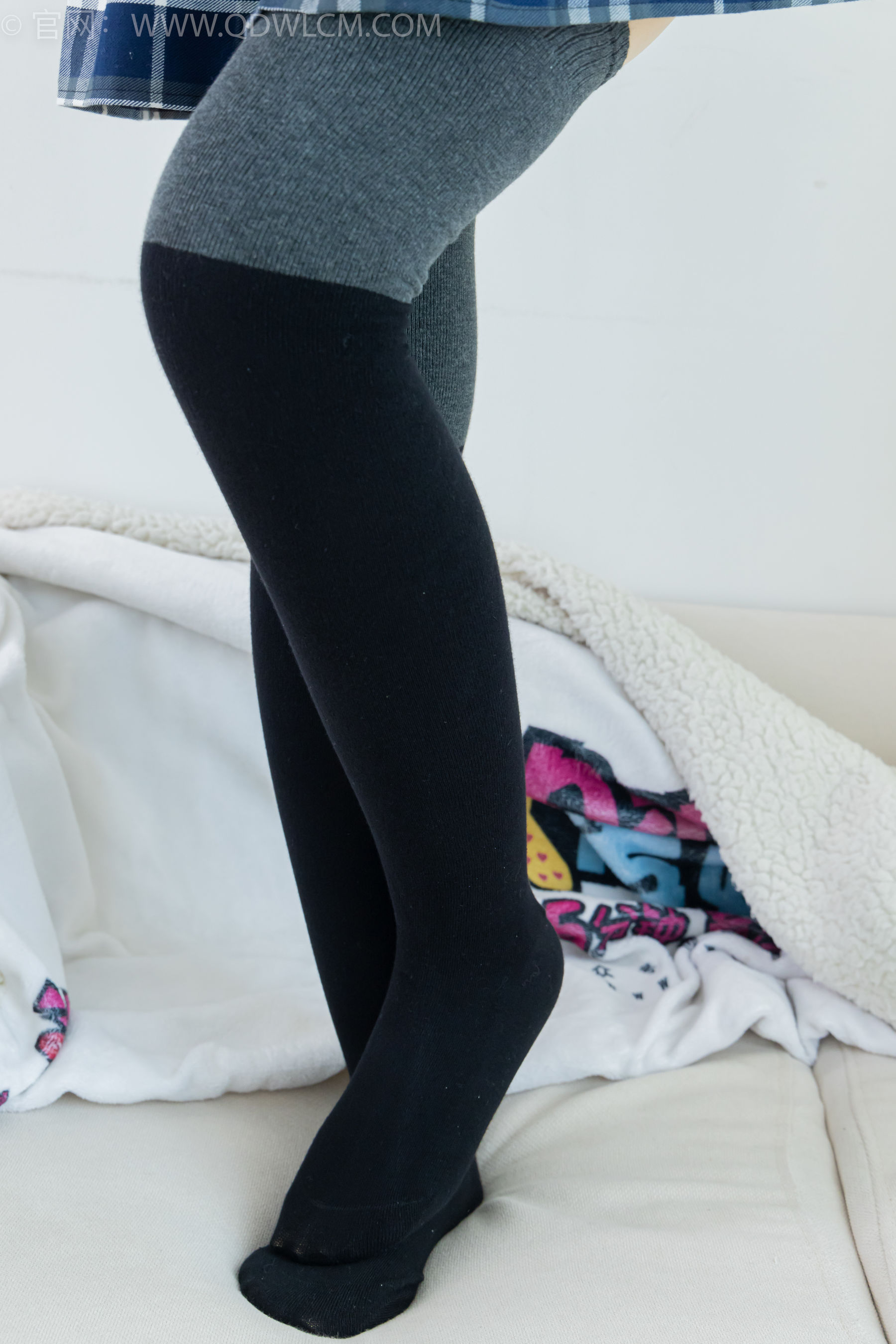 物恋传媒 No.2380 小曦 - jk制服、皮鞋、黑灰拼接过膝袜、厚肉丝/(155P)