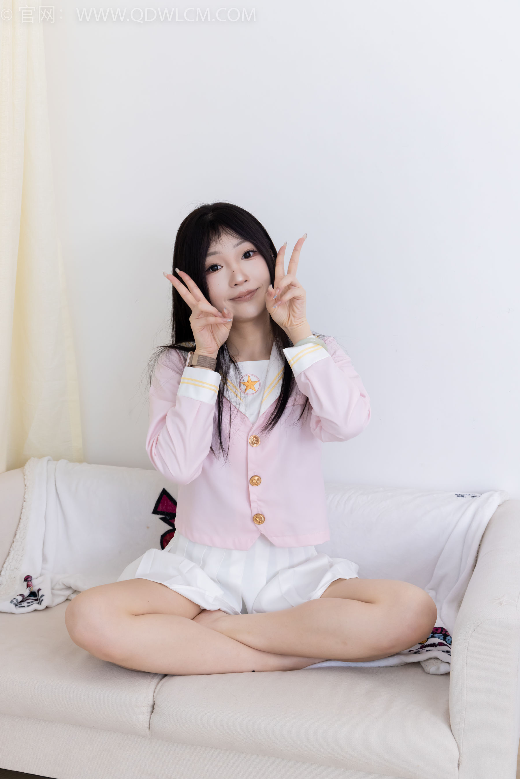 物恋传媒 No.2382 嘟嘟 - 平底凉鞋、白船袜、裸足、jk制服、裸足/(185P)