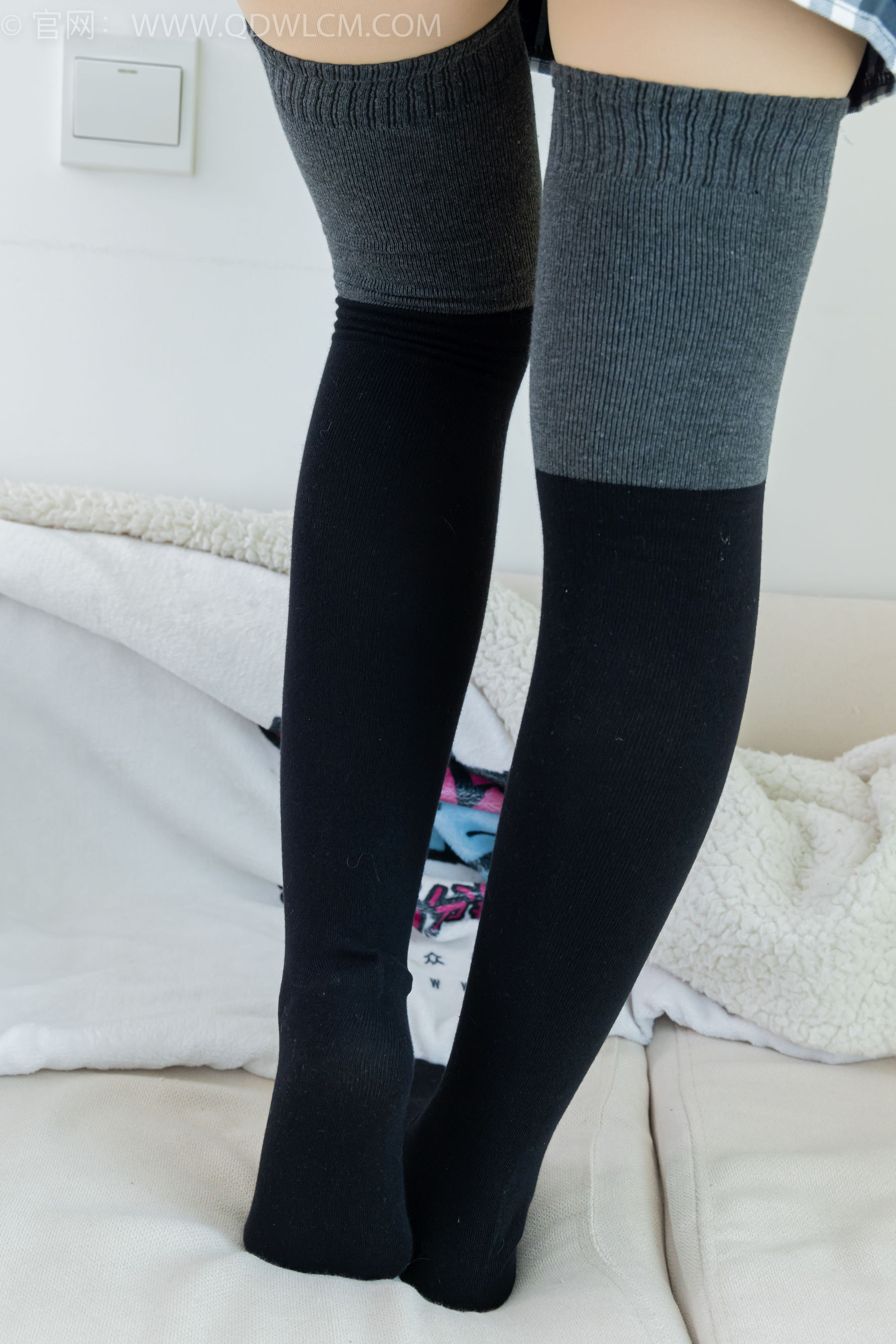 物恋传媒 No.2380 小曦 - jk制服、皮鞋、黑灰拼接过膝袜、厚肉丝/(155P)