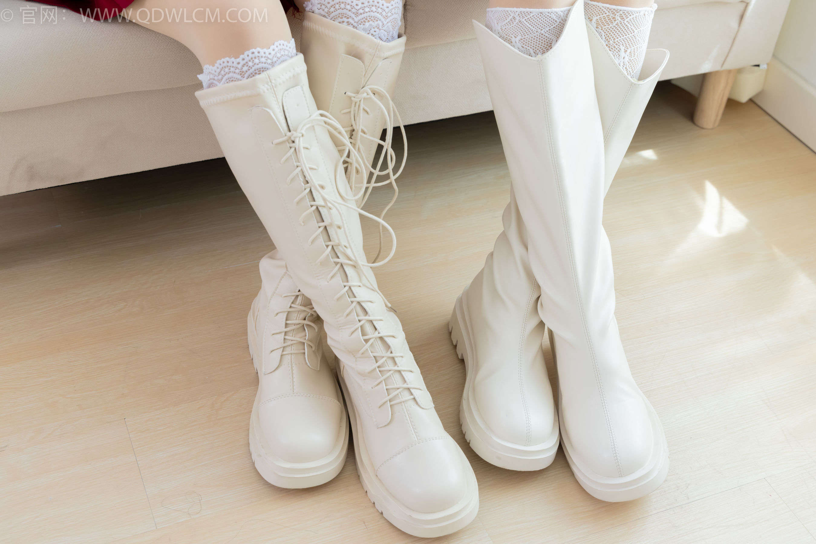 物恋传媒 No.2375 茯苓&闪闪 - 长靴、白棉袜、厚肉丝/(170P)