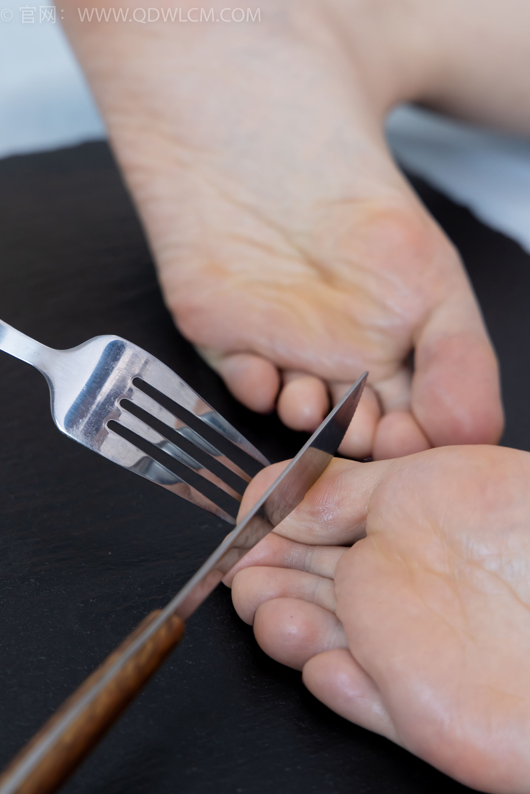 物恋传媒 No.2382 嘟嘟 - 平底凉鞋、白船袜、裸足、jk制服、裸足/(185P)