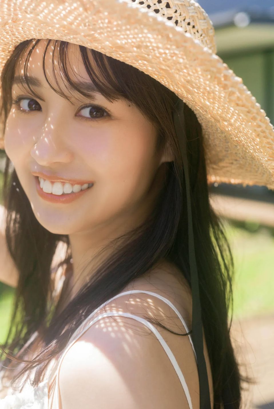 溝端葵 - 史上最強のヒロイン/(18P)