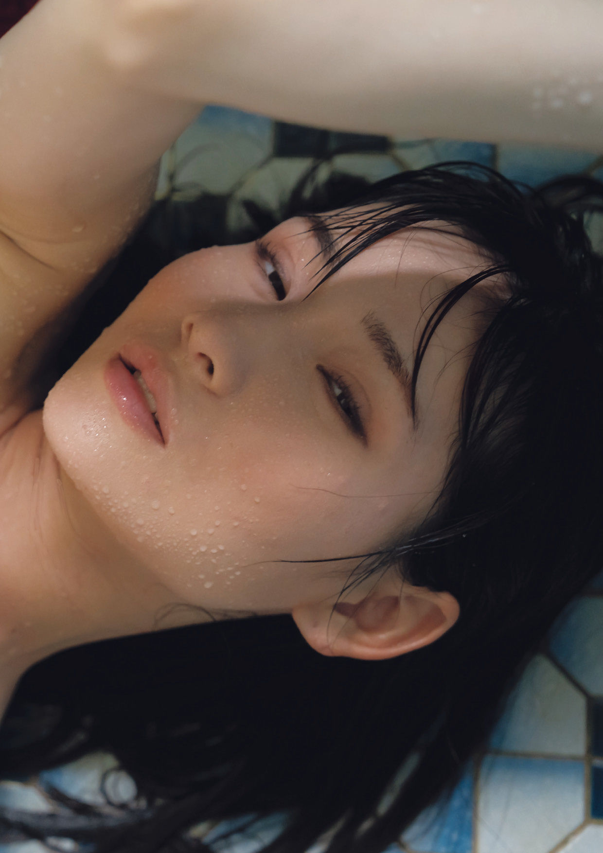 山手梨愛 - material/(34P)