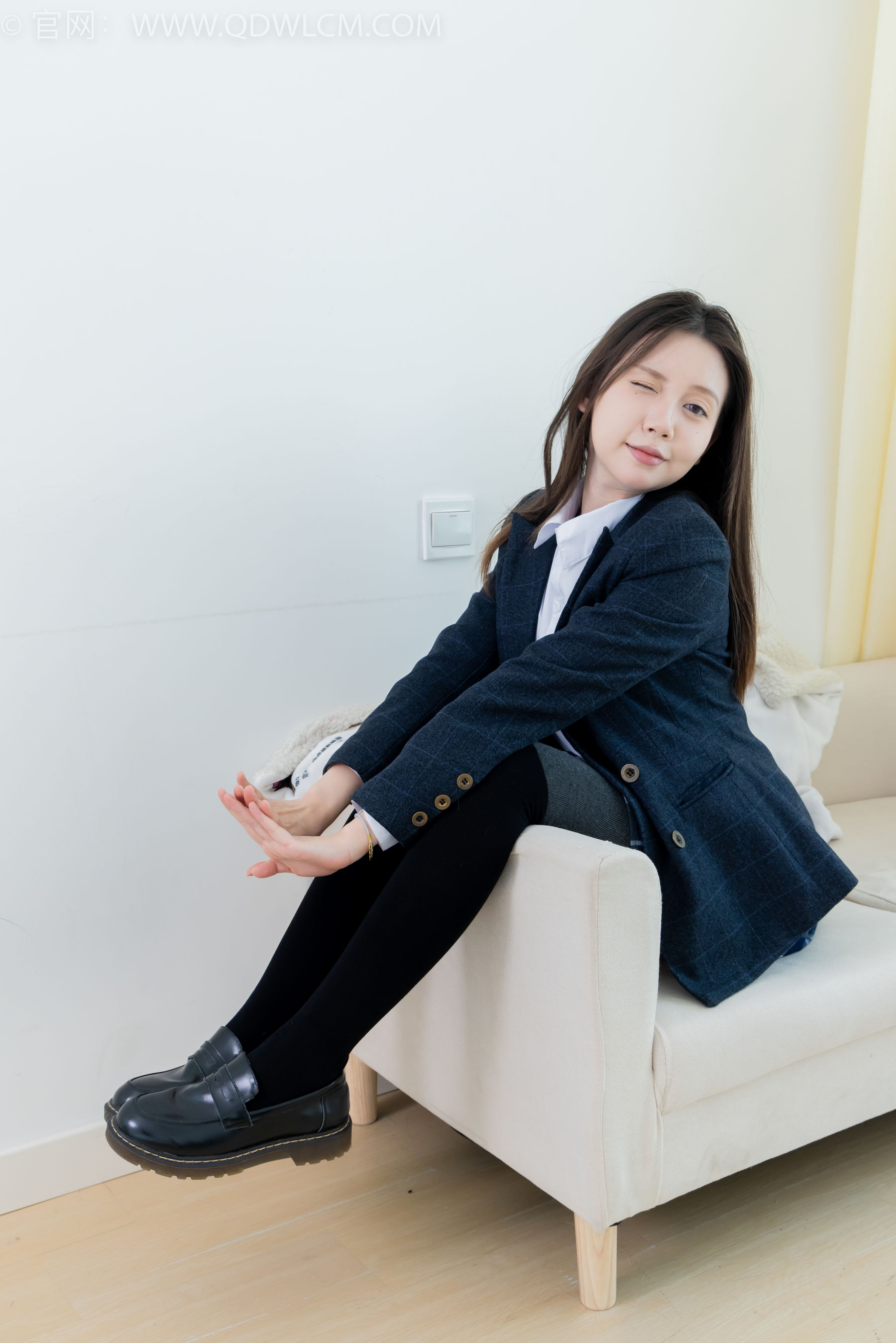 物恋传媒 No.2380 小曦 - jk制服、皮鞋、黑灰拼接过膝袜、厚肉丝/(155P)