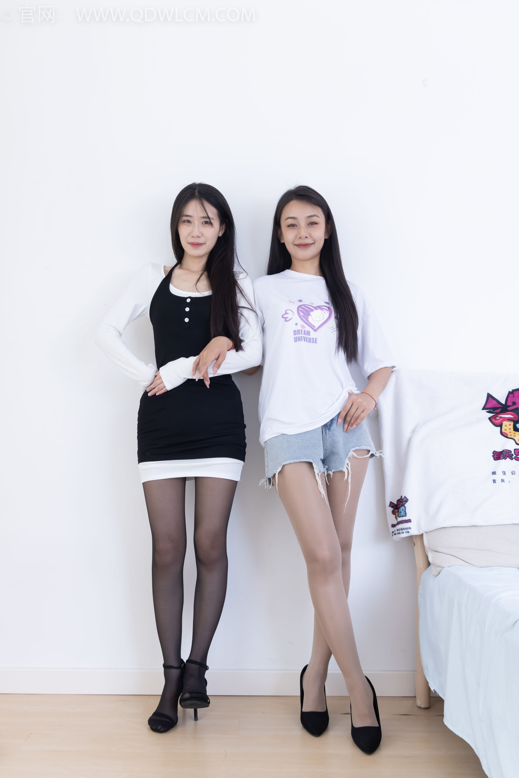 物恋传媒 No.2378 菜菜&岚岚 - 高跟鞋、高跟凉鞋、薄黑丝、油亮肉丝/(165P)