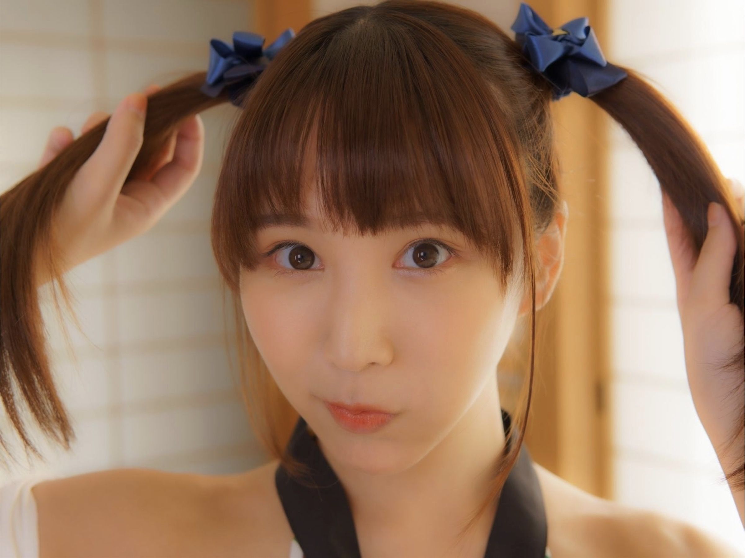 日向葵衣 - パイスラ女神/(127P)