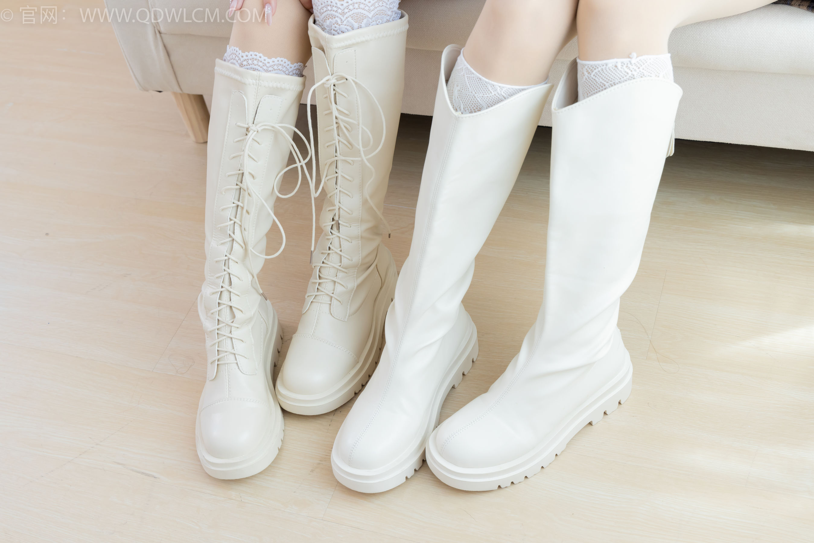 物恋传媒 No.2375 茯苓&闪闪 - 长靴、白棉袜、厚肉丝/(170P)