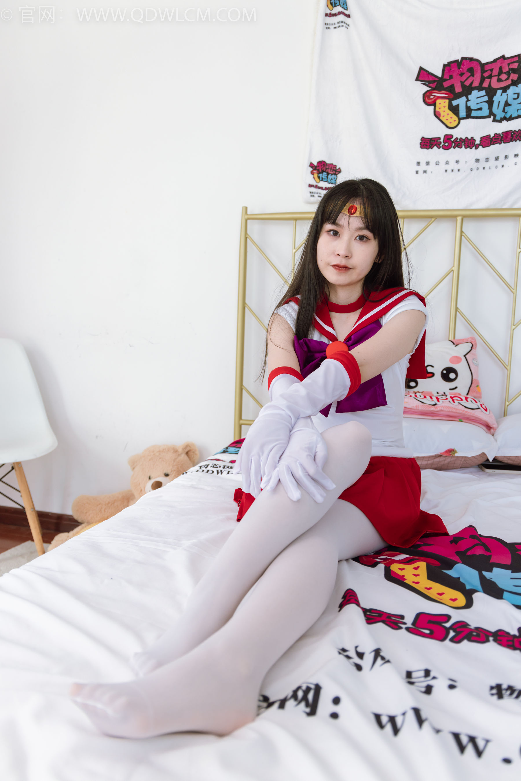 物恋传媒 No.2373 兮兮 - cos制服、高跟鞋、厚白丝/(150P)