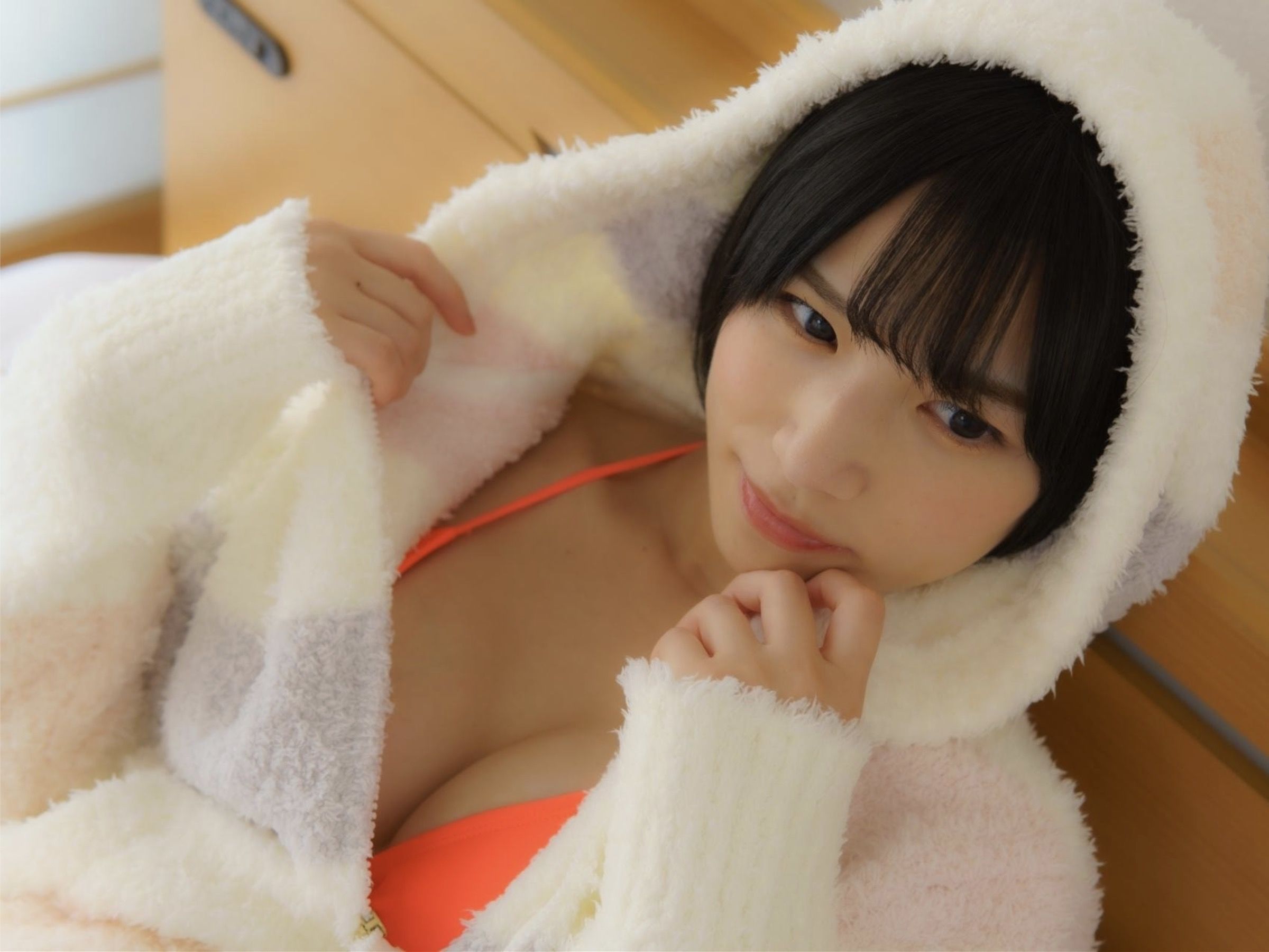 村上りいな - ニーハイソックスになりたくて/(140P)