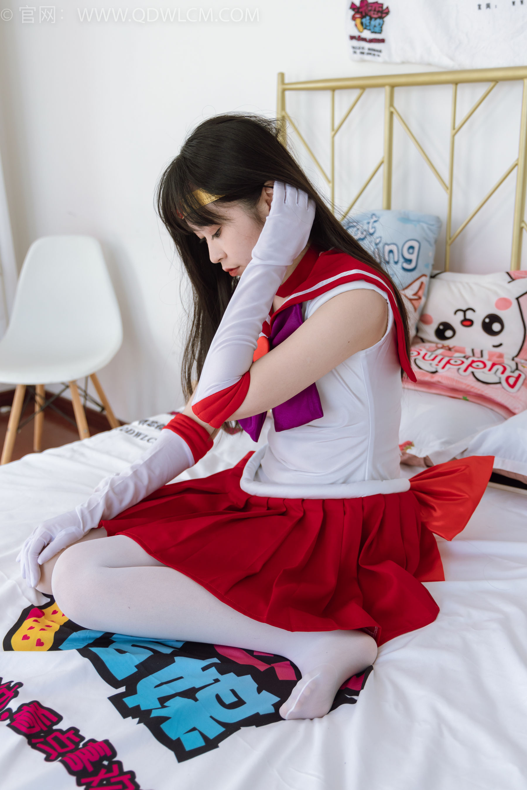 物恋传媒 No.2373 兮兮 - cos制服、高跟鞋、厚白丝/(150P)