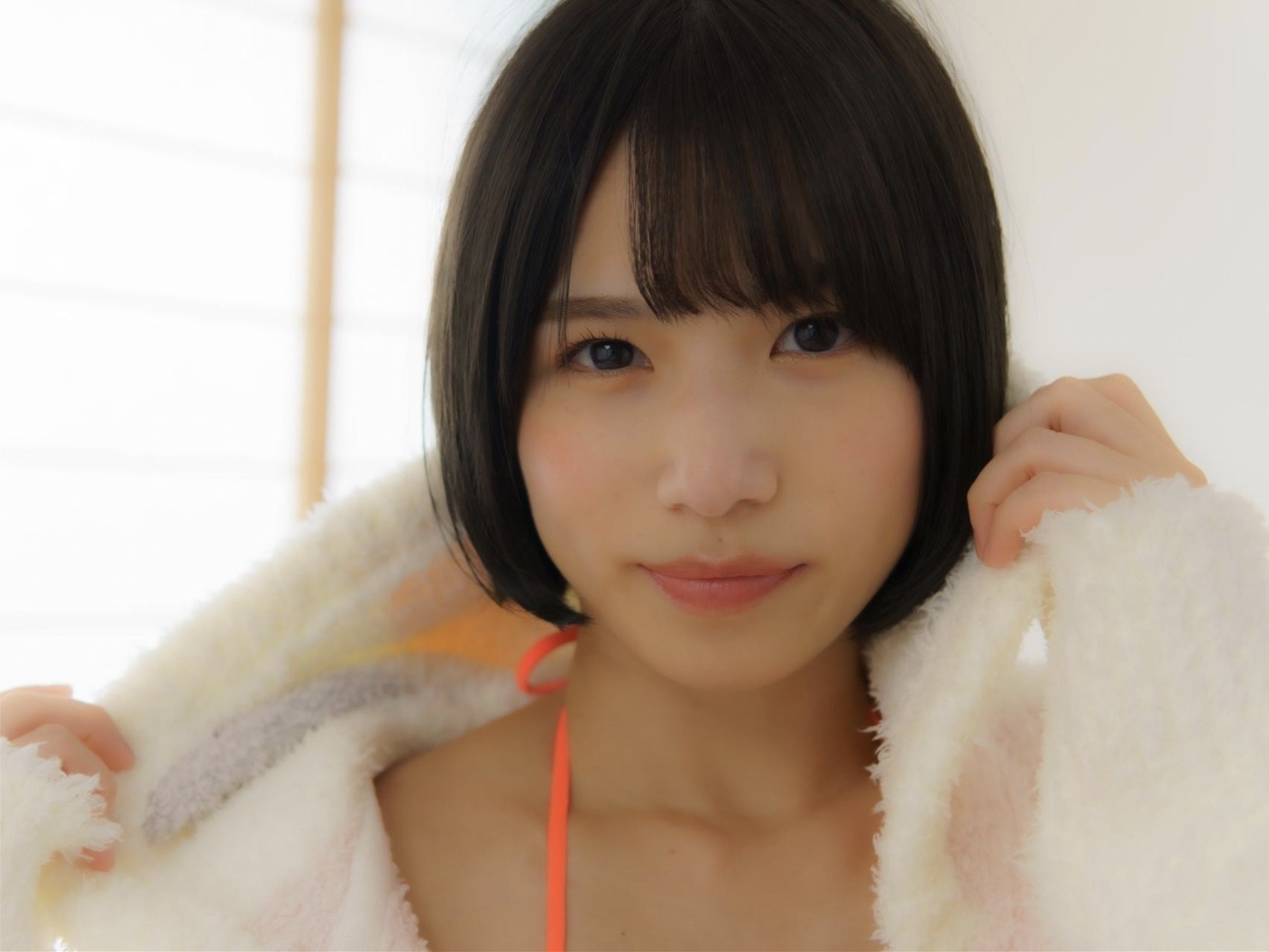 村上りいな - ニーハイソックスになりたくて/(140P)