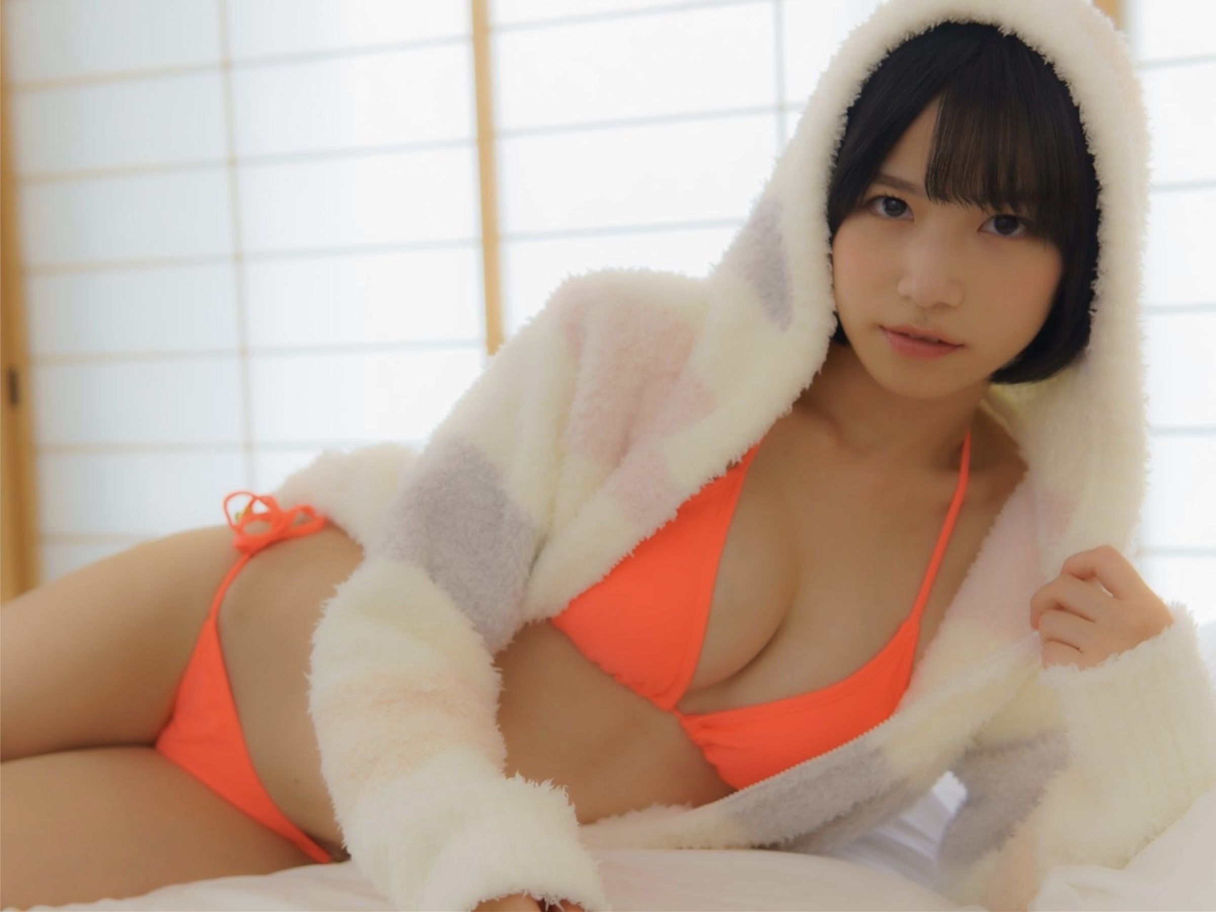 村上りいな - ニーハイソックスになりたくて/(140P)