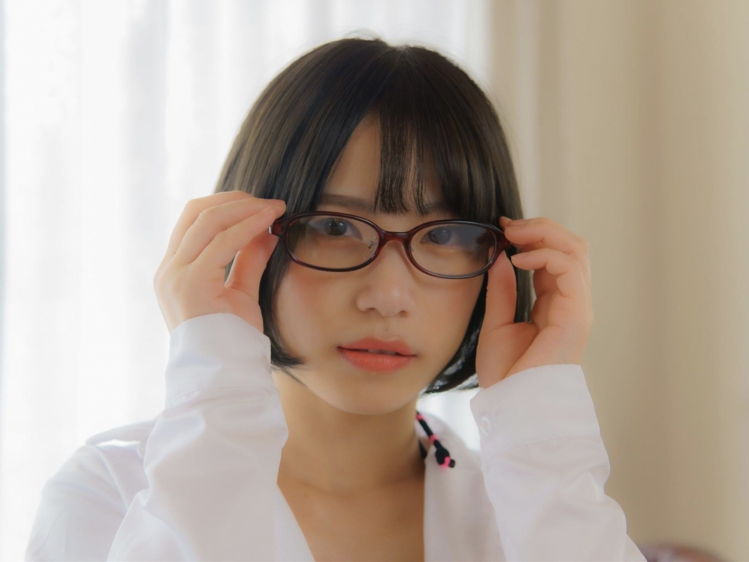 村上りいな - ニーハイソックスになりたくて/(140P)