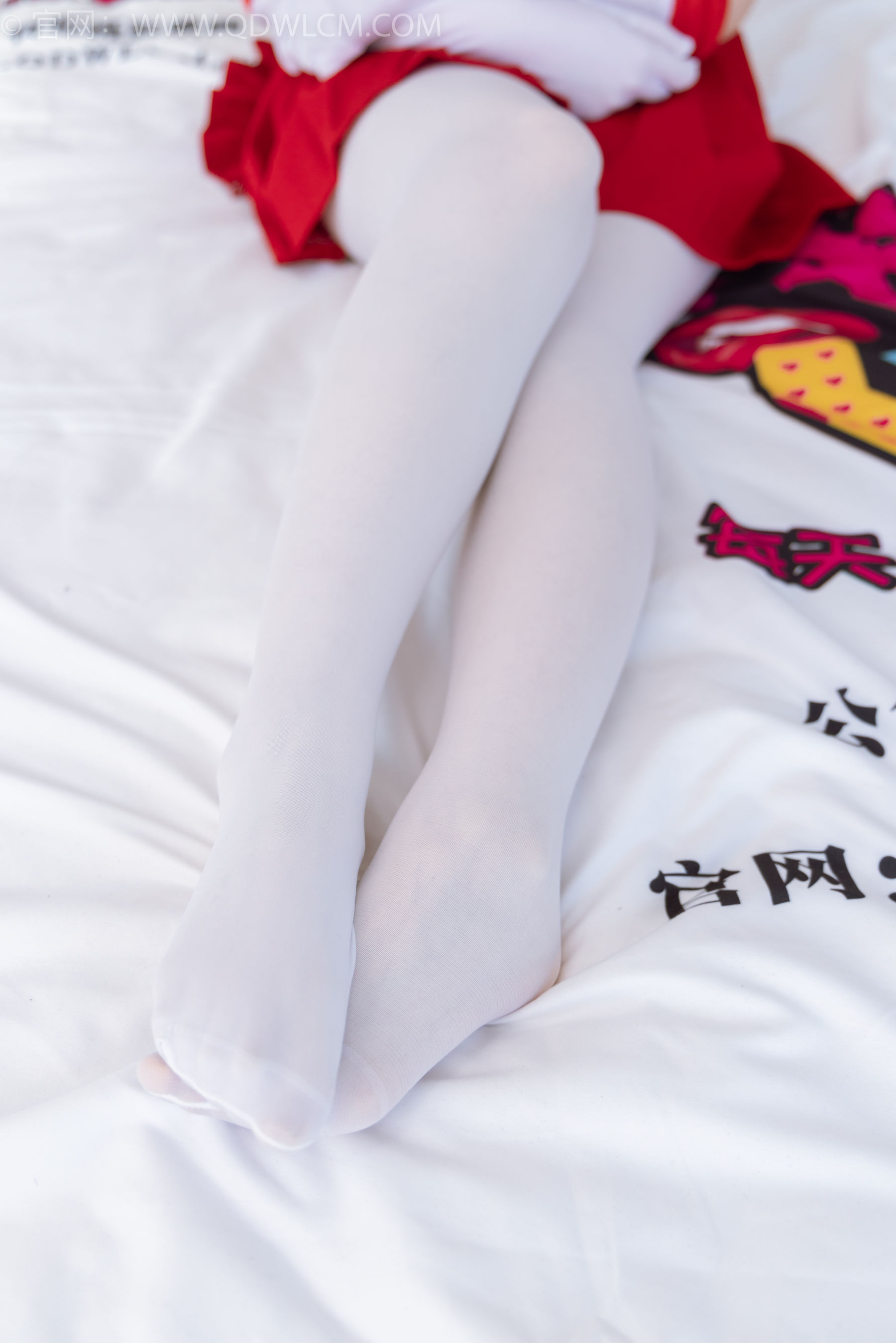 物恋传媒 No.2373 兮兮 - cos制服、高跟鞋、厚白丝/(150P)