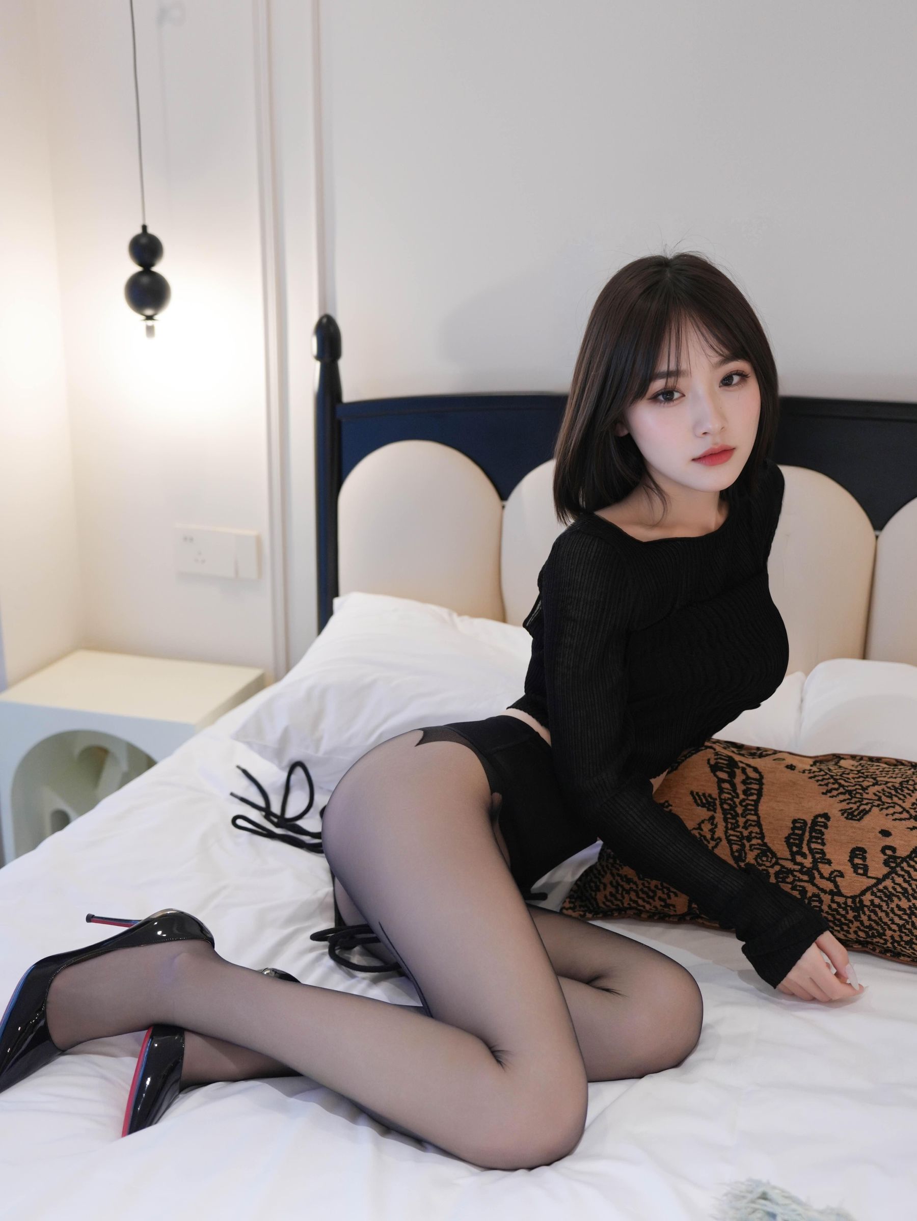 汁汁 - 牛仔裤下的虾线黑丝/(52P)