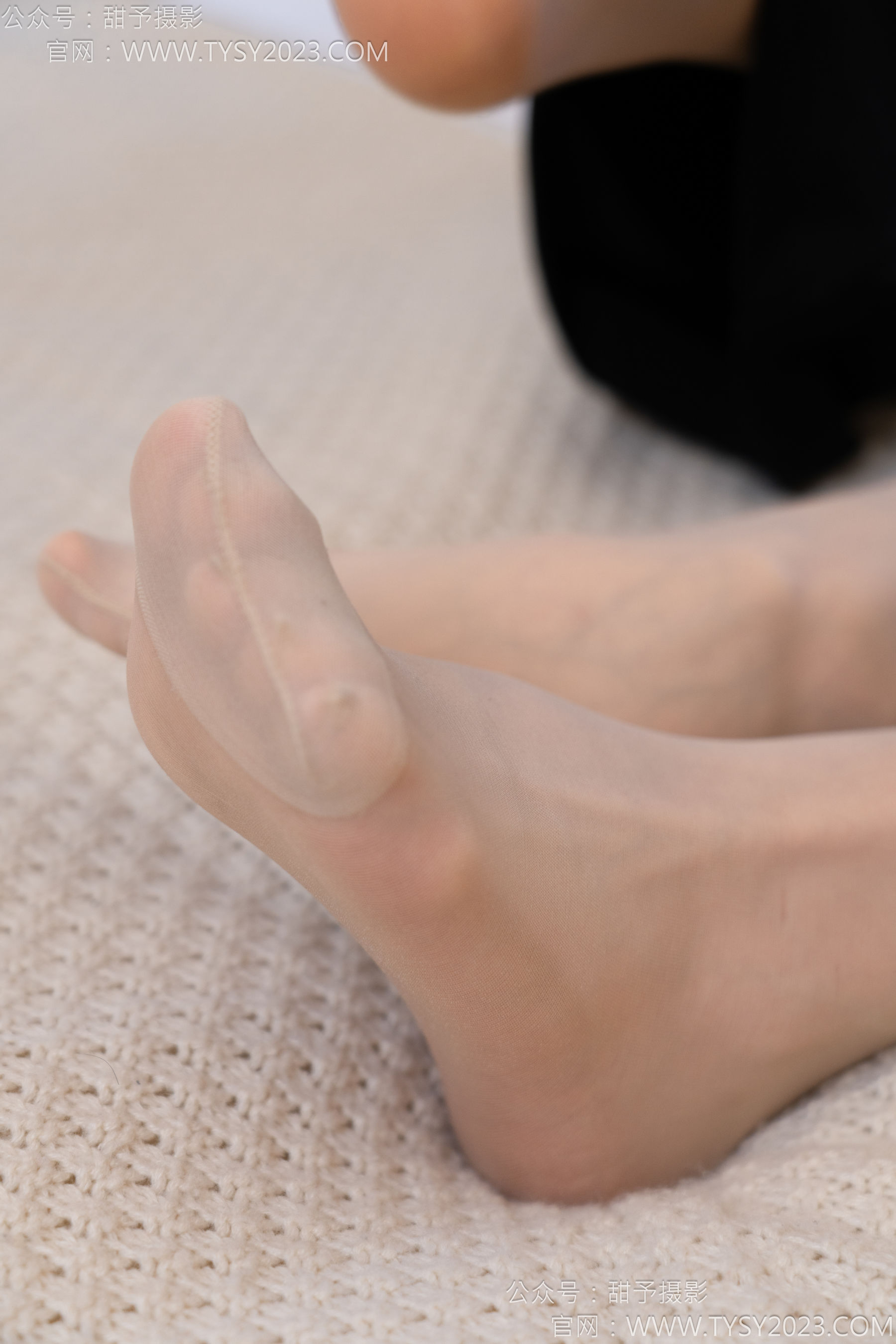 甜予摄影 No.145 思思&小云 - 板鞋、白棉袜、薄肉丝/(145P)