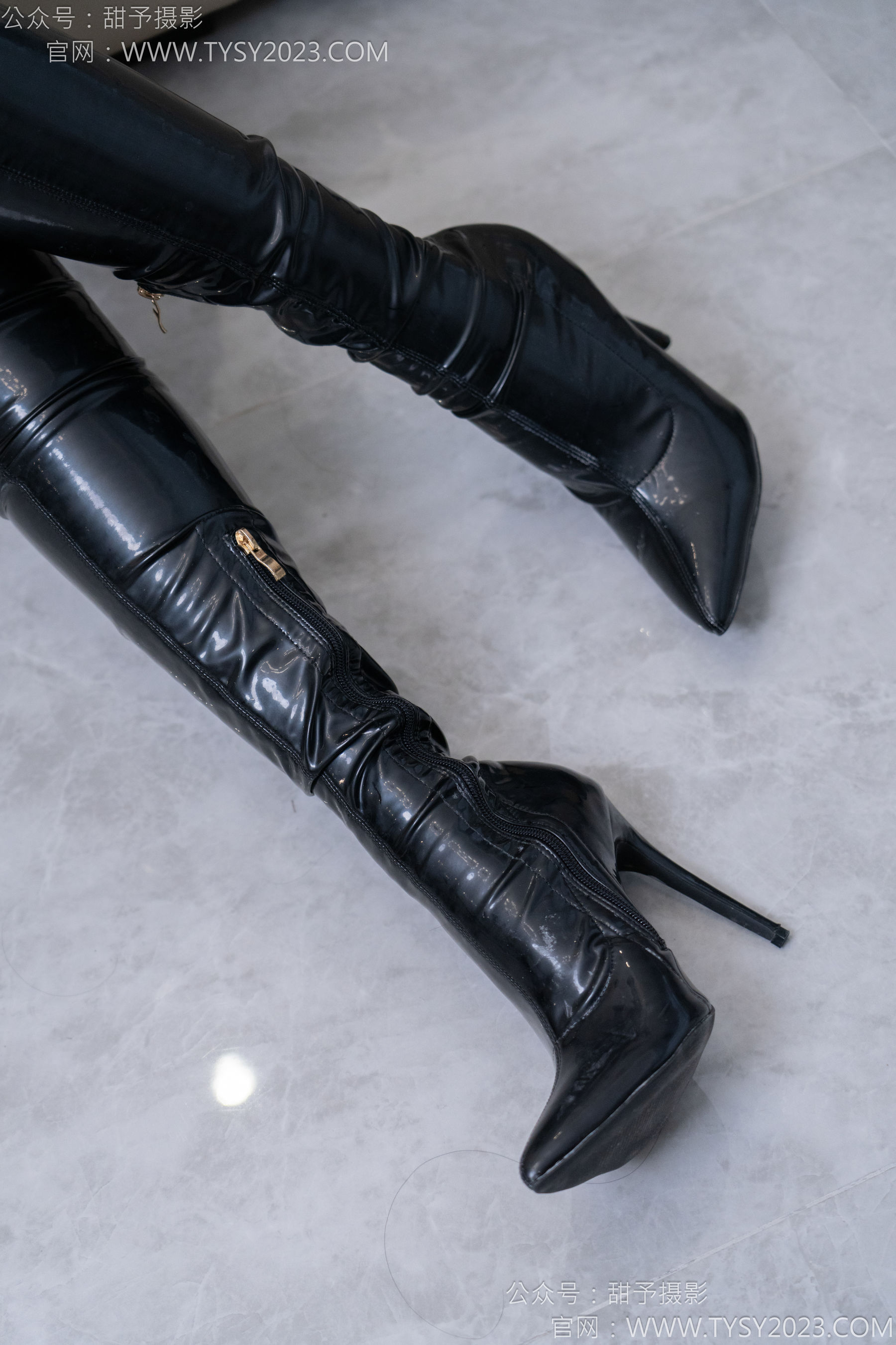 甜予摄影 No.142 咖啡豆 - 两双靴子、黑丝/(134P)