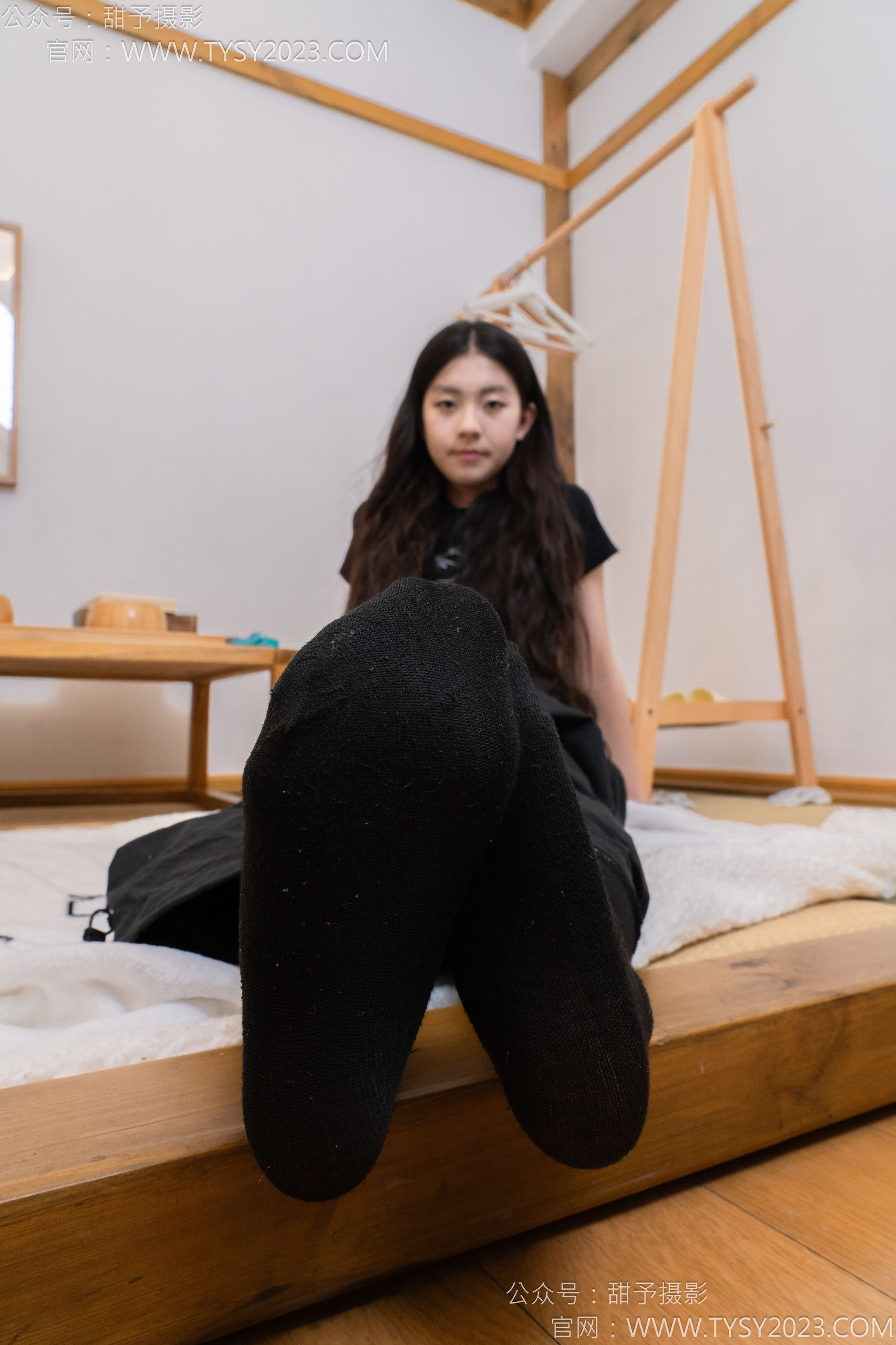 甜予摄影 No.145 思思&小云 - 板鞋、白棉袜、薄肉丝/(145P)