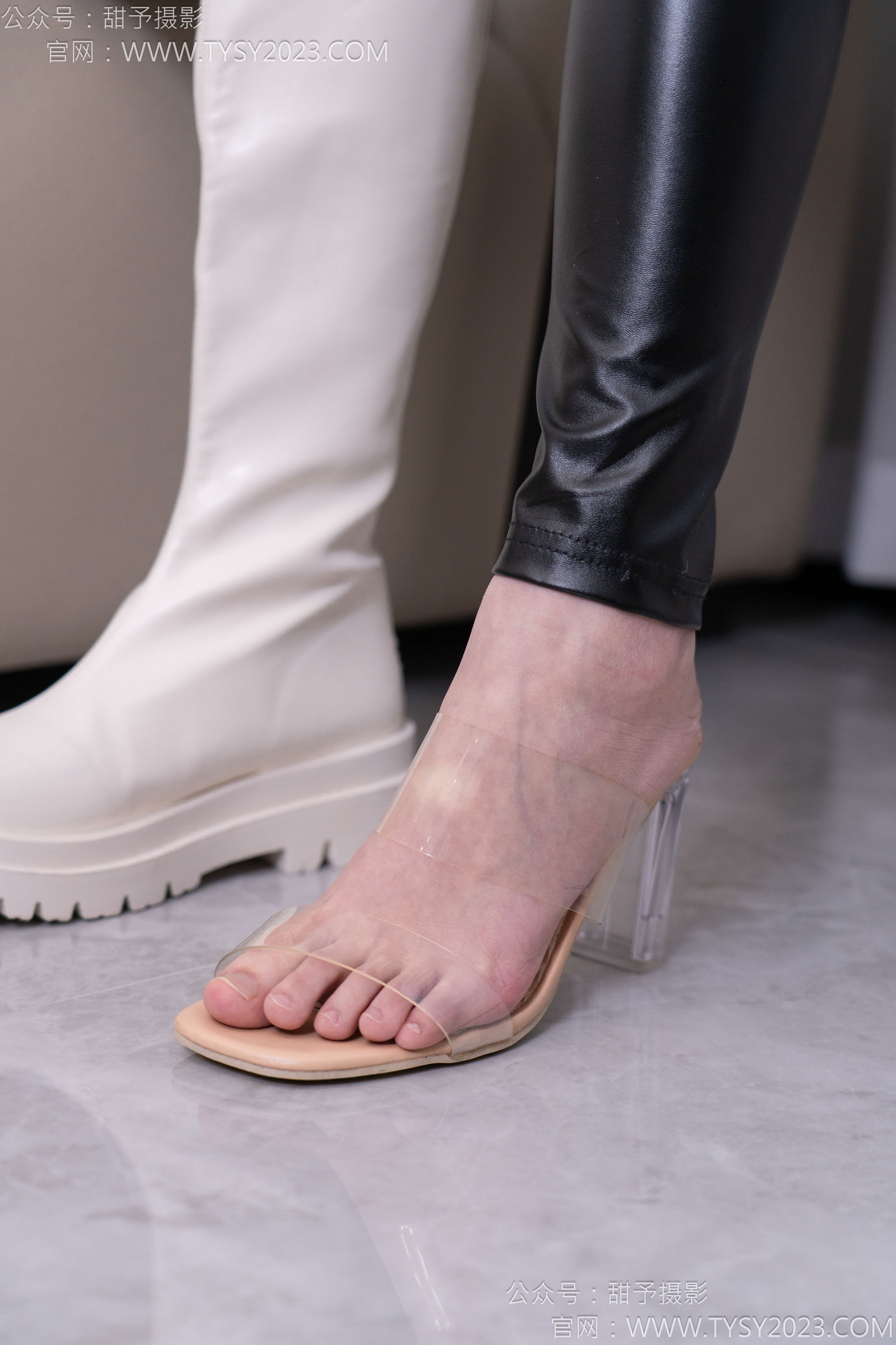 甜予摄影 No.146 璇璇 - 高跟鞋、长靴、裸足/(133P)