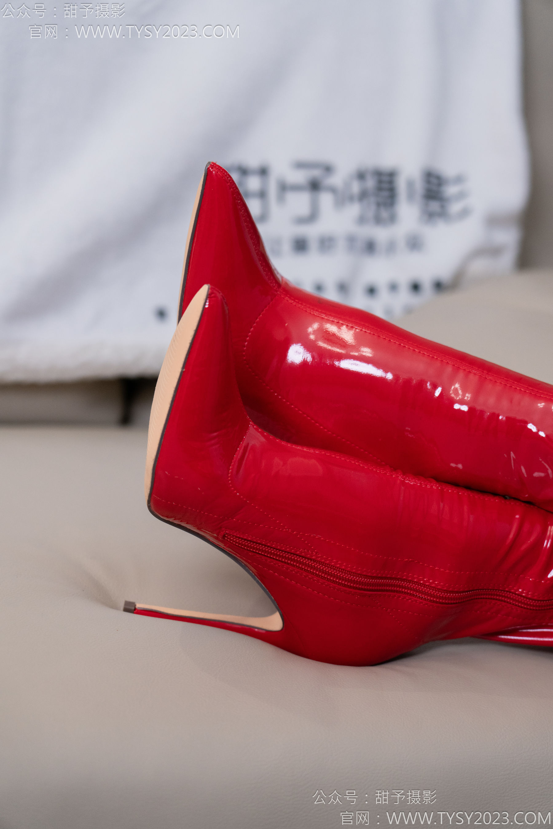 甜予摄影 No.142 咖啡豆 - 两双靴子、黑丝/(134P)