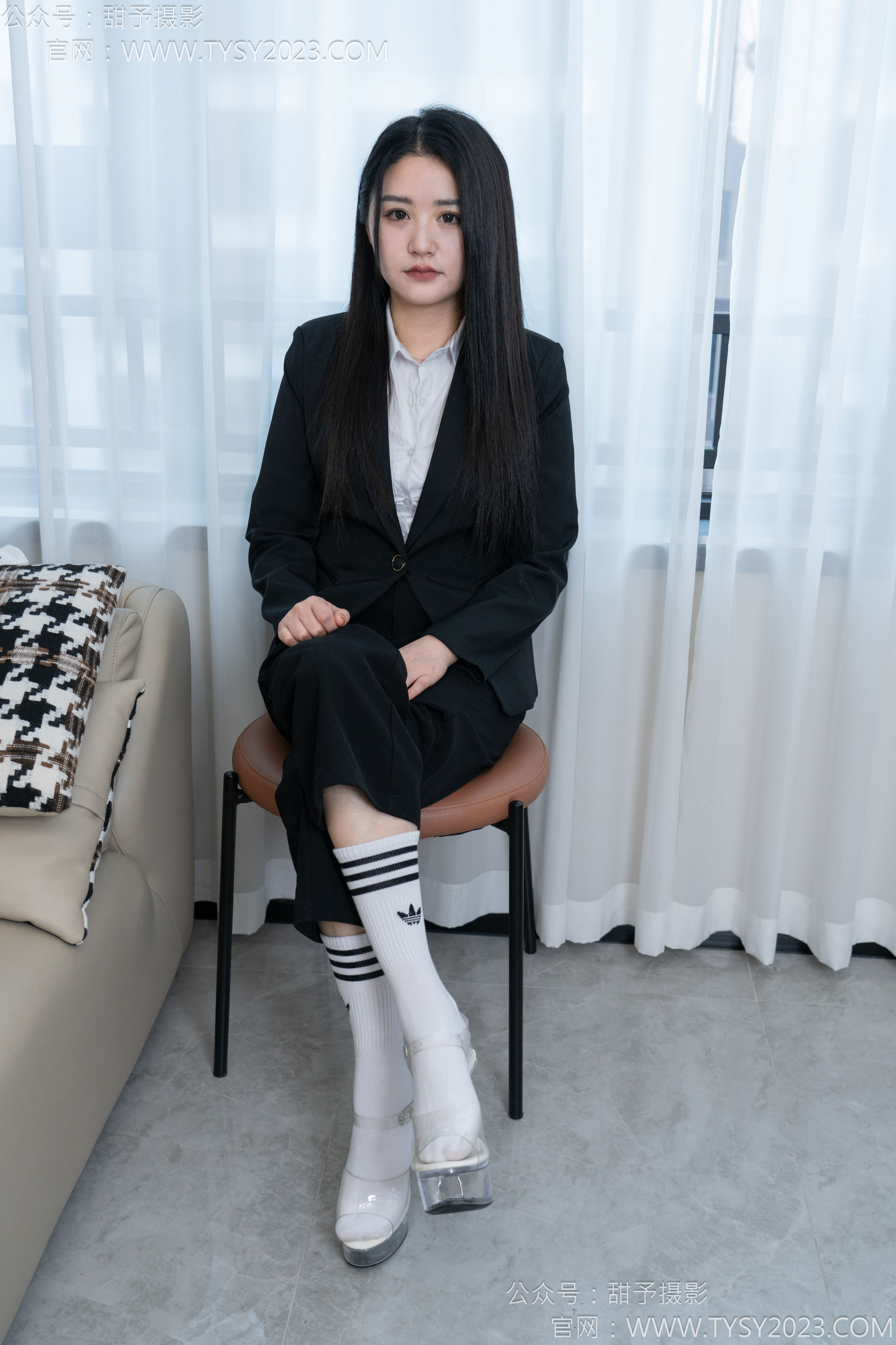 甜予摄影 No.147 澜澜 - 凉鞋、高跟鞋、长腿袜、白棉袜/(172P)