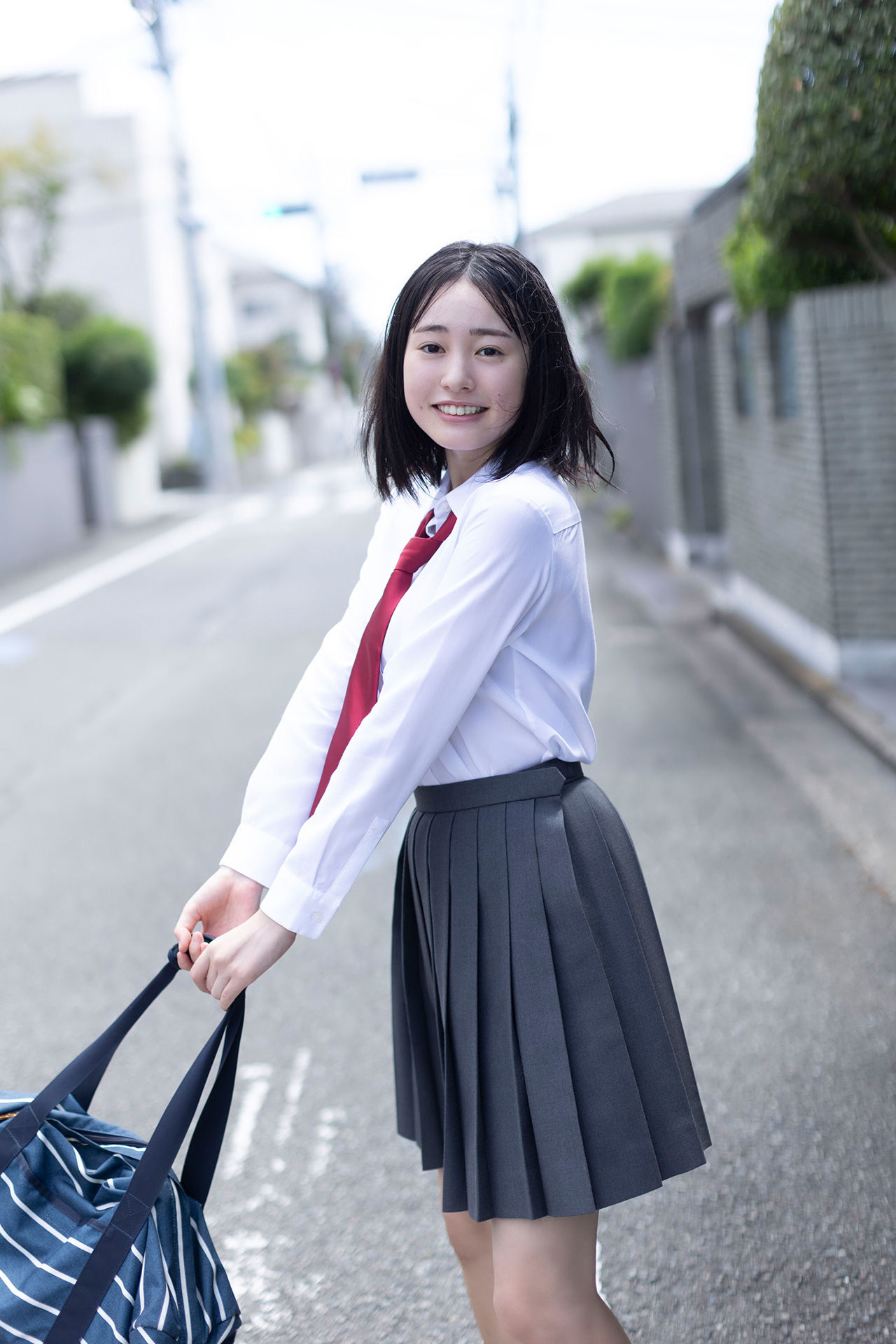 白濱美兎 - ちょっぴりオトナ/(70P)