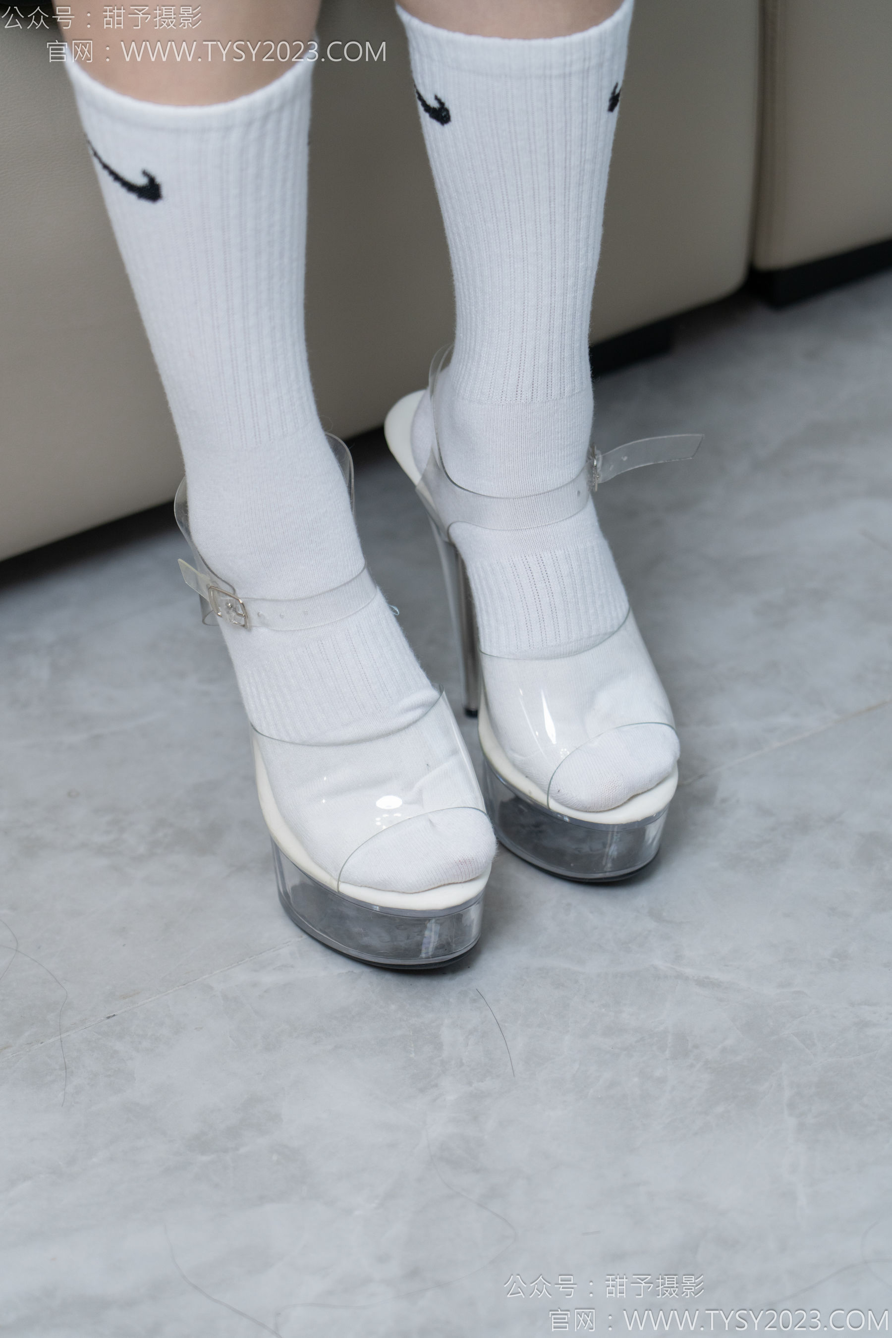 甜予摄影 No.147 澜澜 - 凉鞋、高跟鞋、长腿袜、白棉袜/(172P)