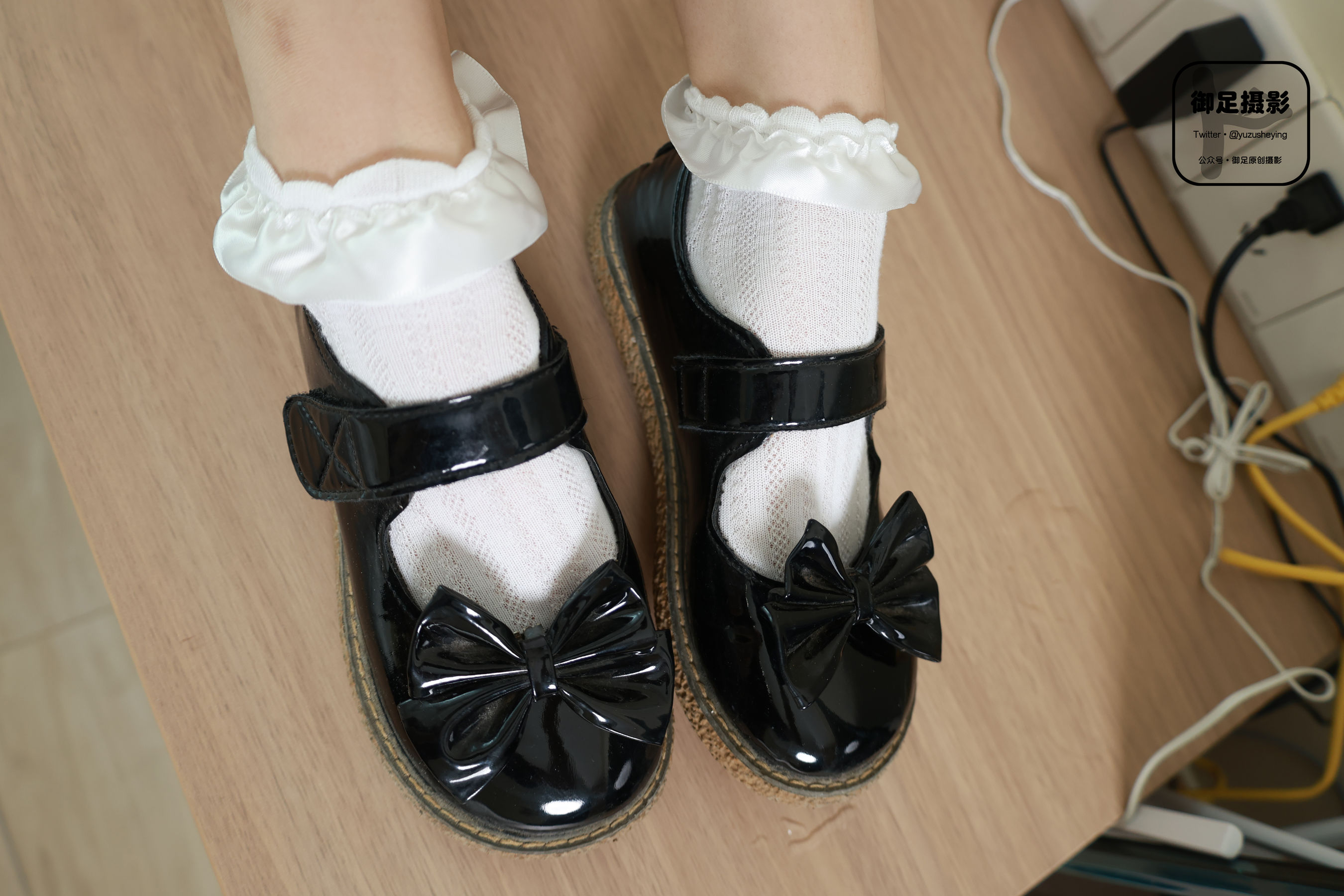 御足摄影 - 红尘纷扰/(90P)