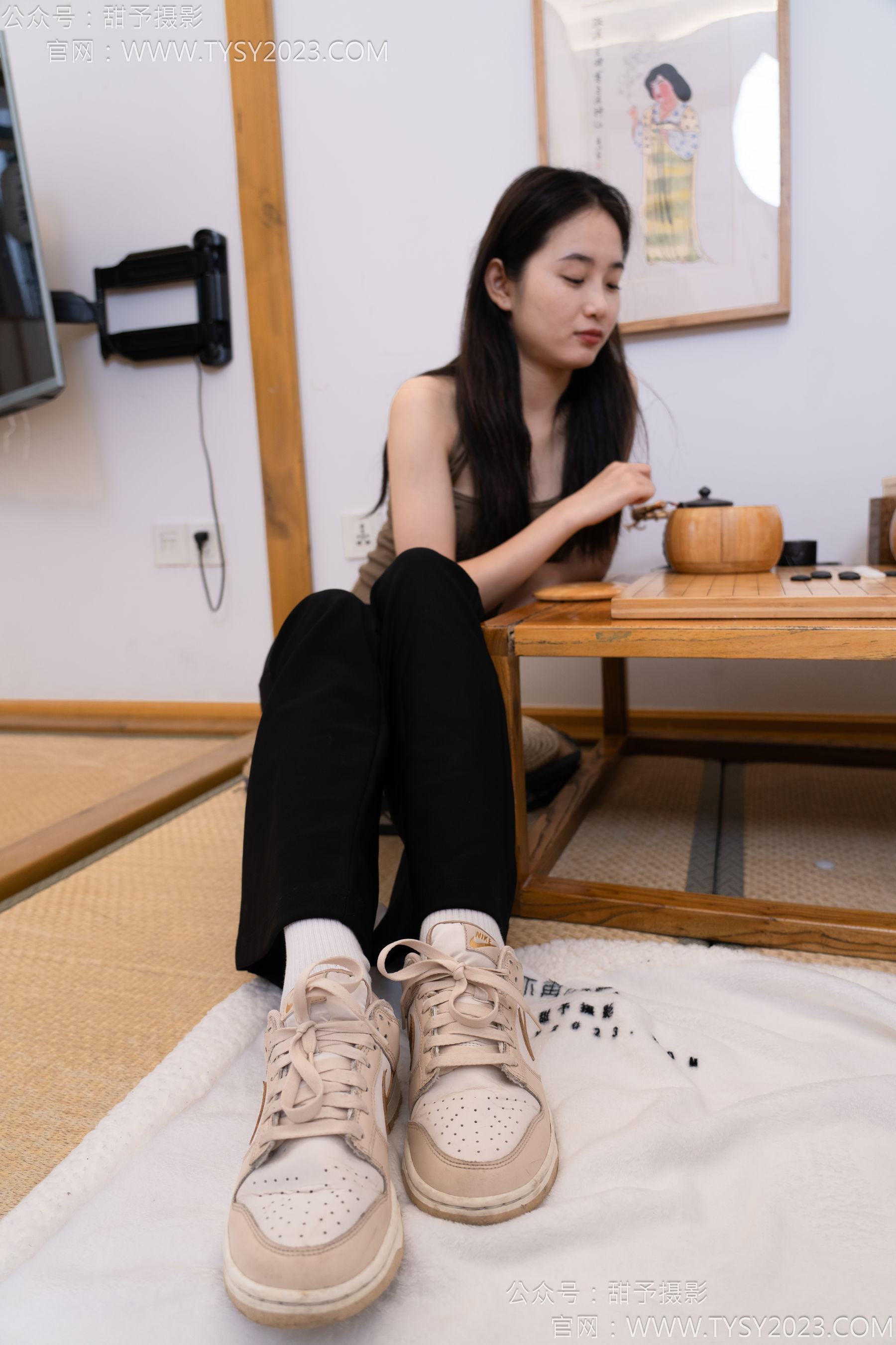 甜予摄影 No.145 思思&小云 - 板鞋、白棉袜、薄肉丝/(145P)