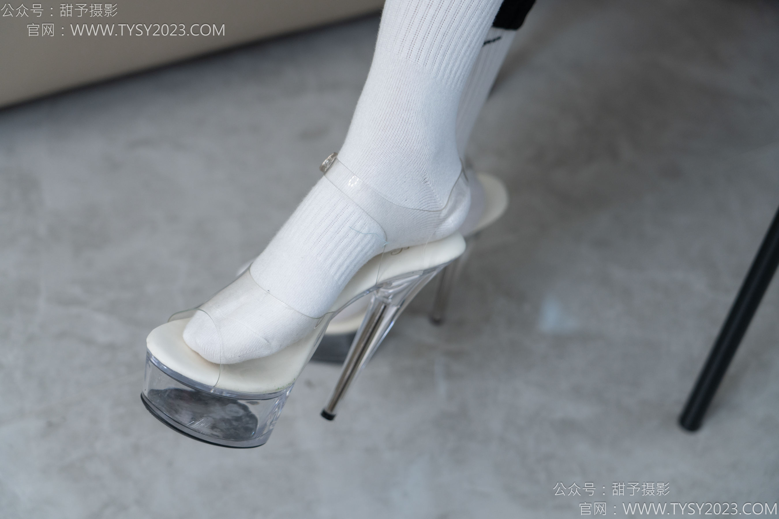 甜予摄影 No.147 澜澜 - 凉鞋、高跟鞋、长腿袜、白棉袜/(172P)