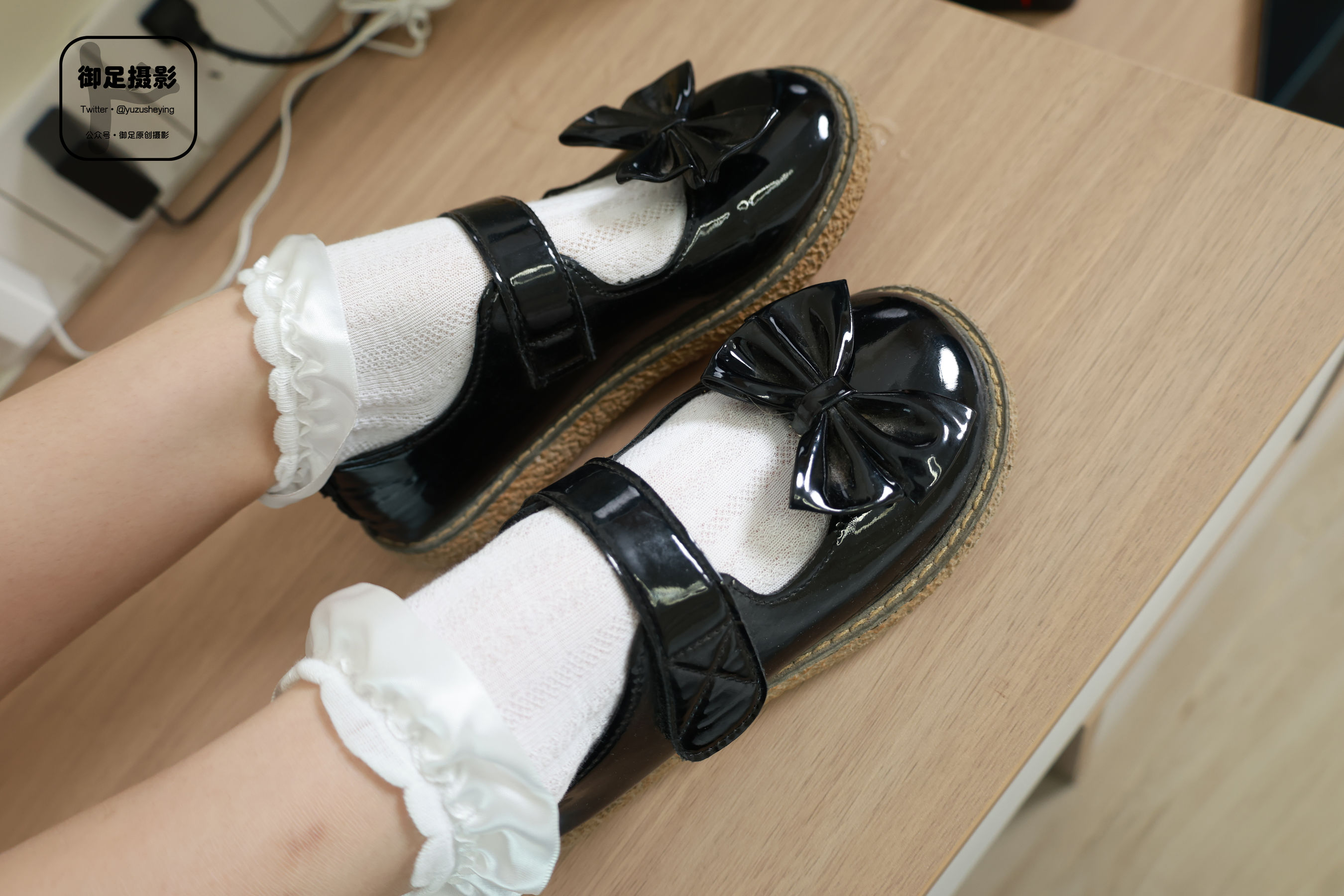 御足摄影 - 红尘纷扰/(90P)