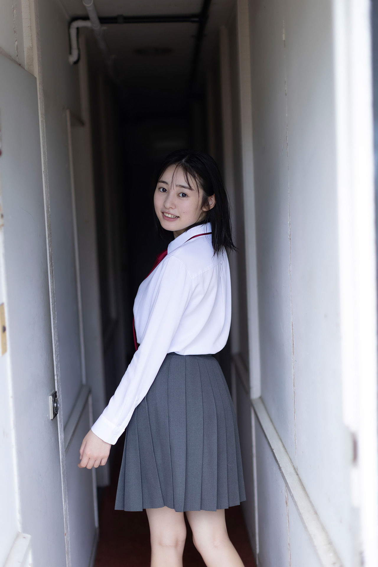 白濱美兎 - ちょっぴりオトナ/(70P)