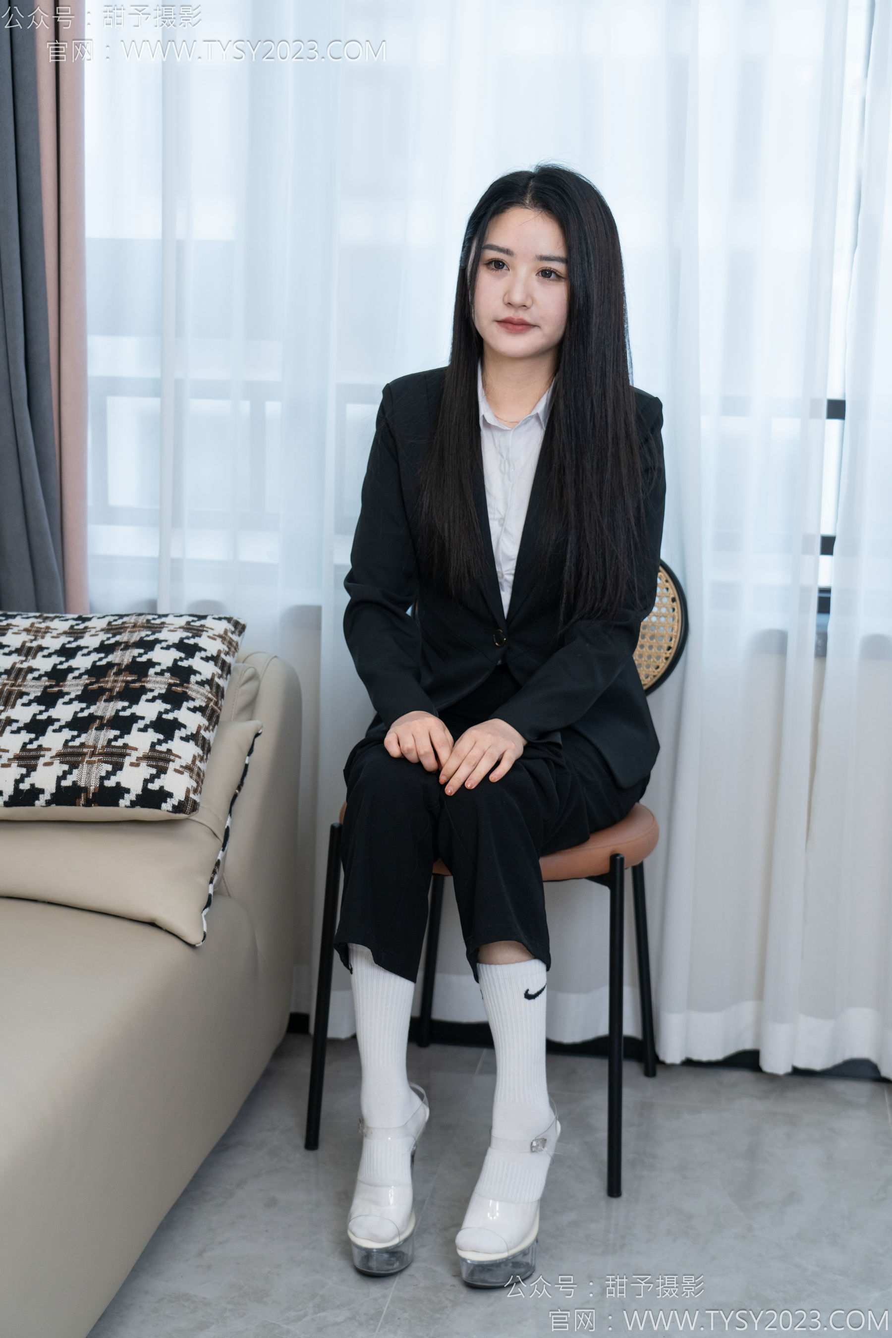 甜予摄影 No.147 澜澜 - 凉鞋、高跟鞋、长腿袜、白棉袜/(172P)