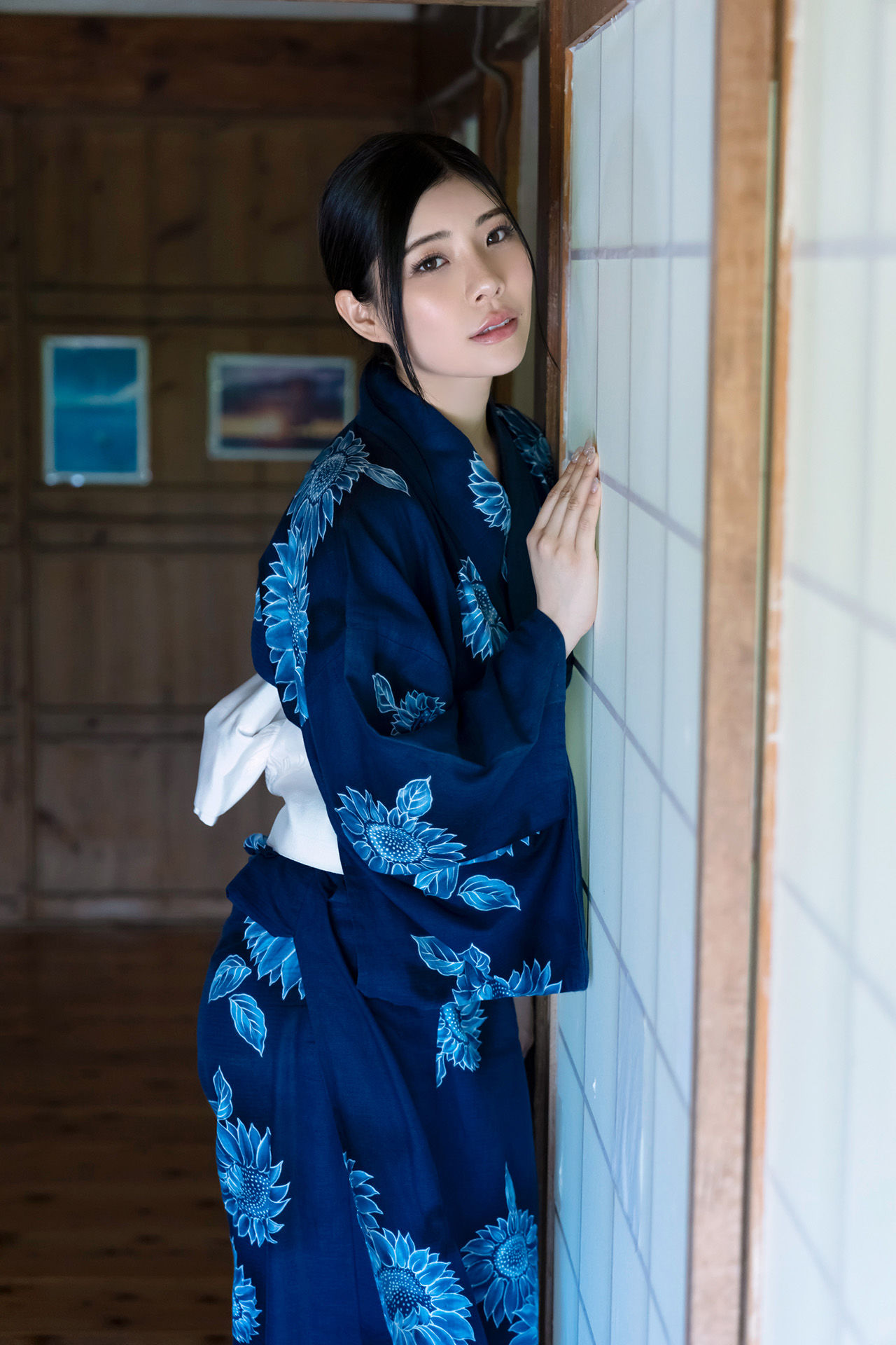 神木麗 - Dress up/(31P)