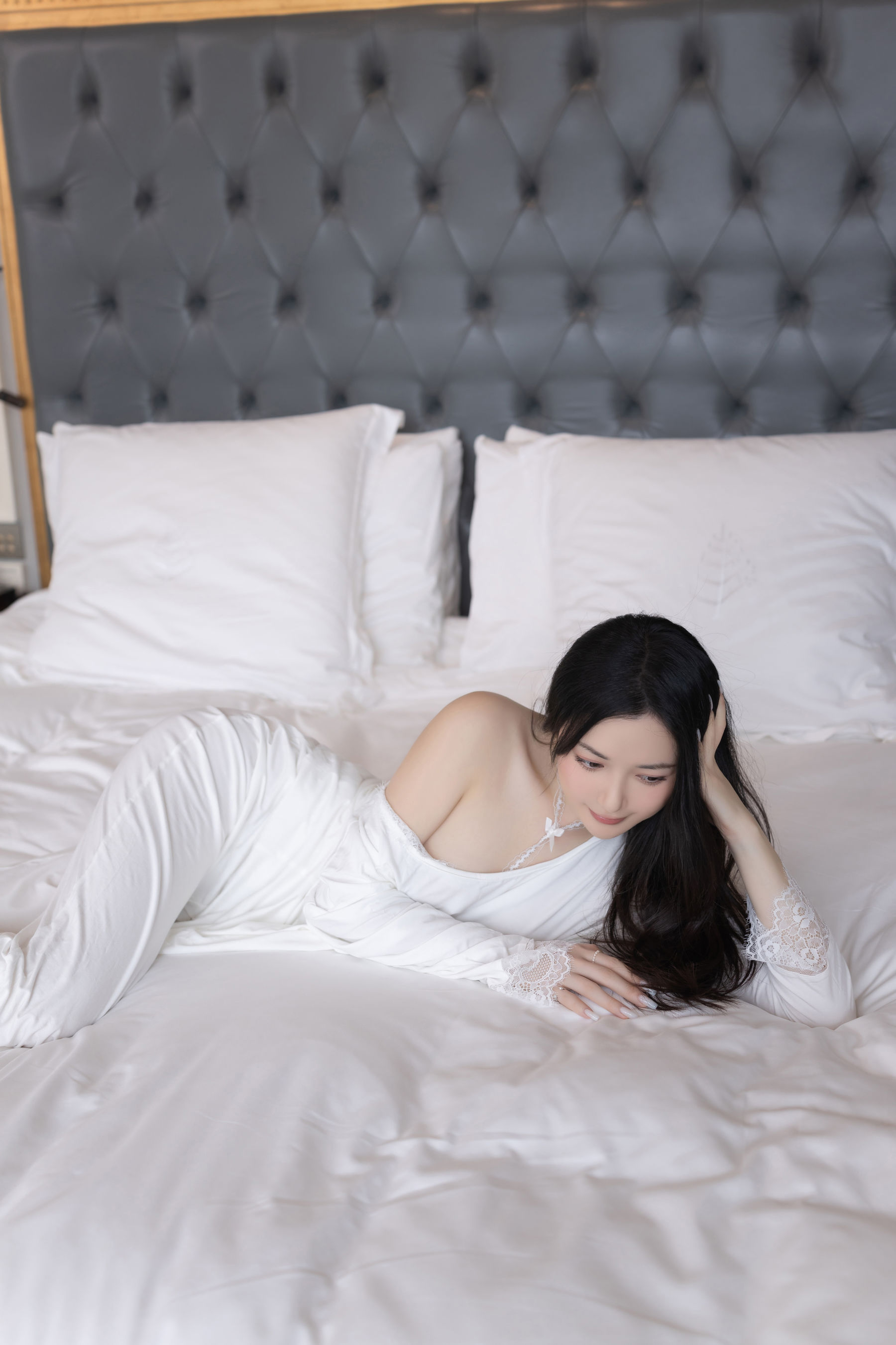 鱼子酱 - 温柔姐姐/(120P)