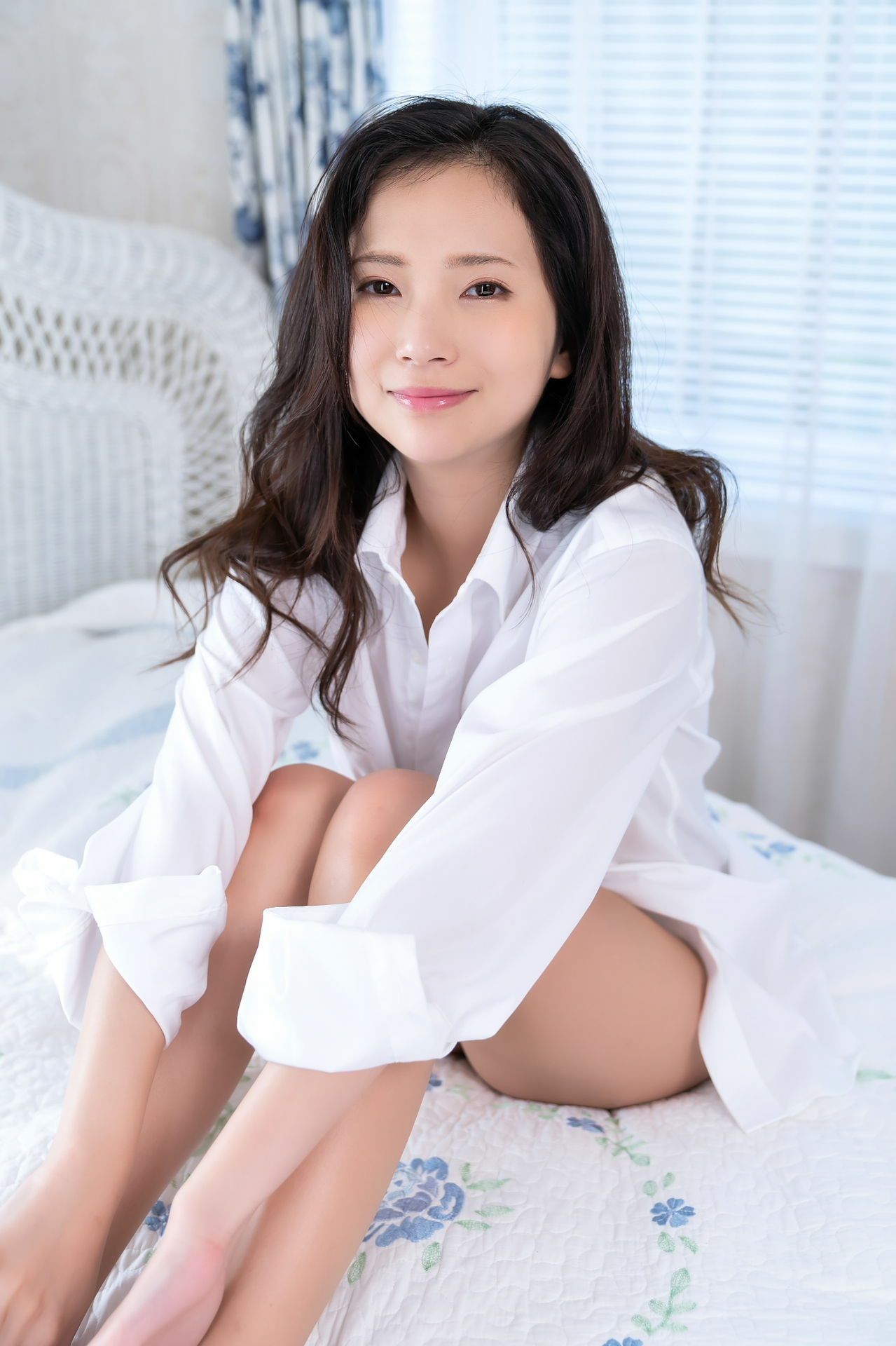 街山みほ - 煌めく紺碧の/(229P)