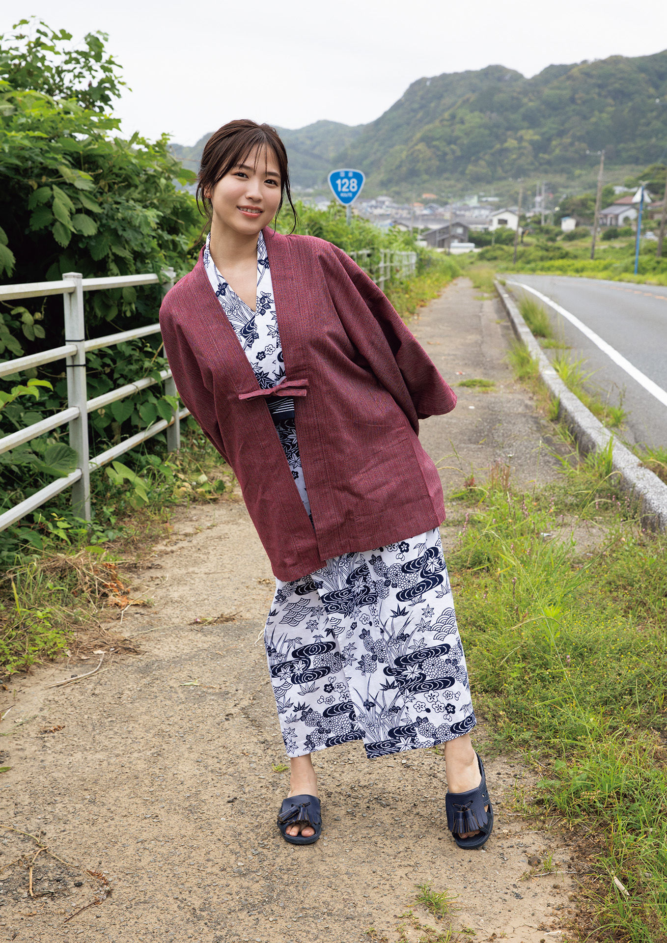 鈴原りこ - もっといっぱい、すきになる/(85P)