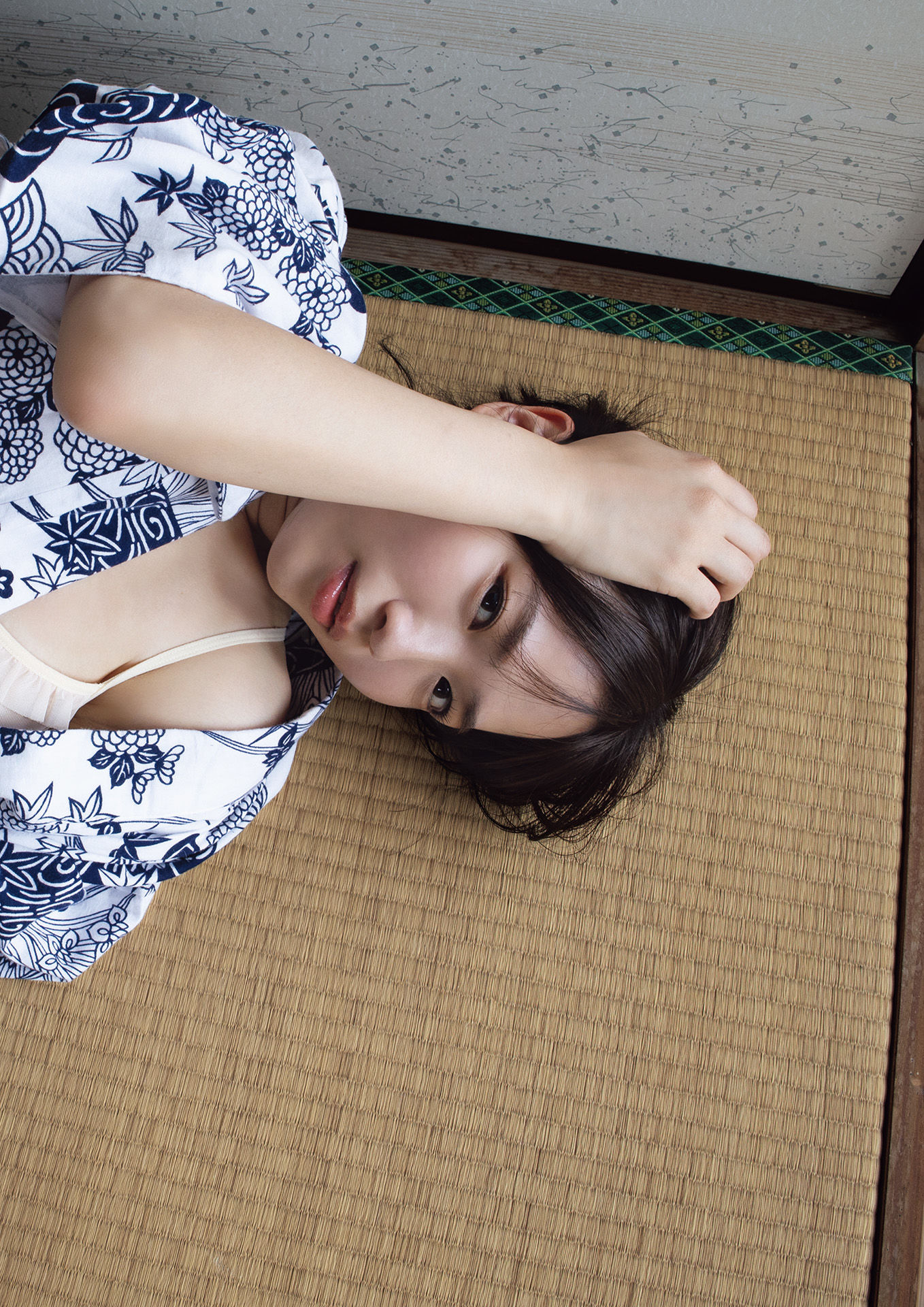 鈴原りこ - もっといっぱい、すきになる/(85P)