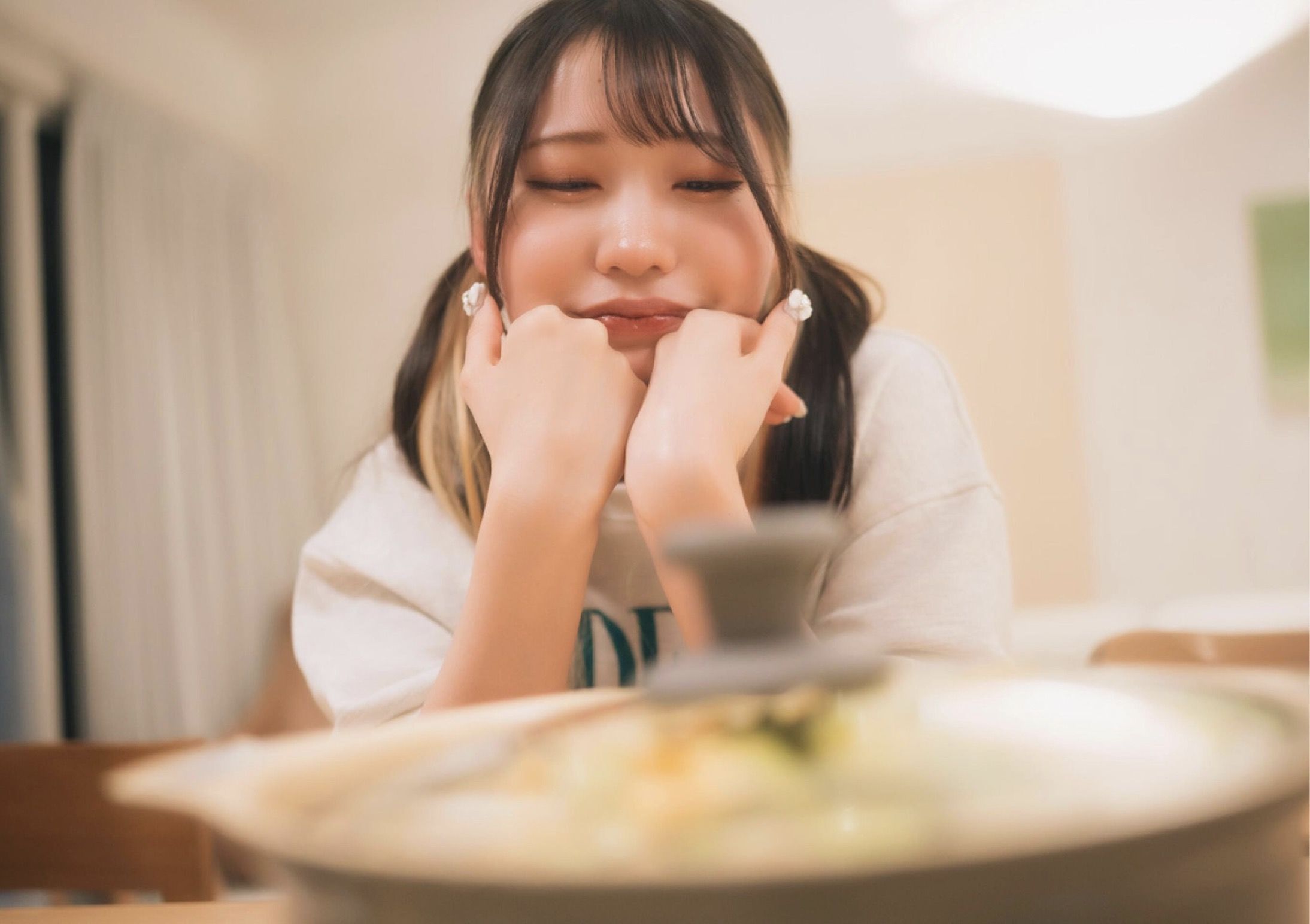 芽衣 - 芽ばえちゃう/(238P)