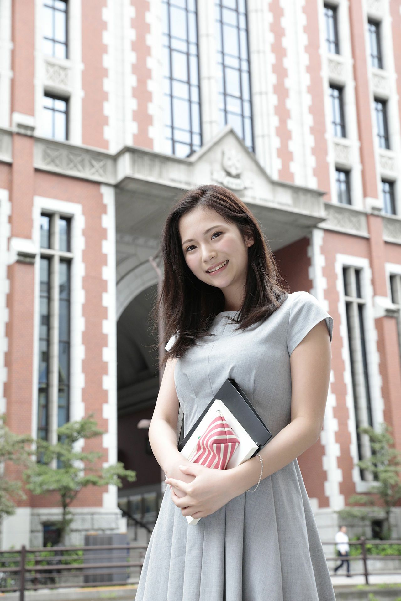 街山みほ - 深窓/(67P)