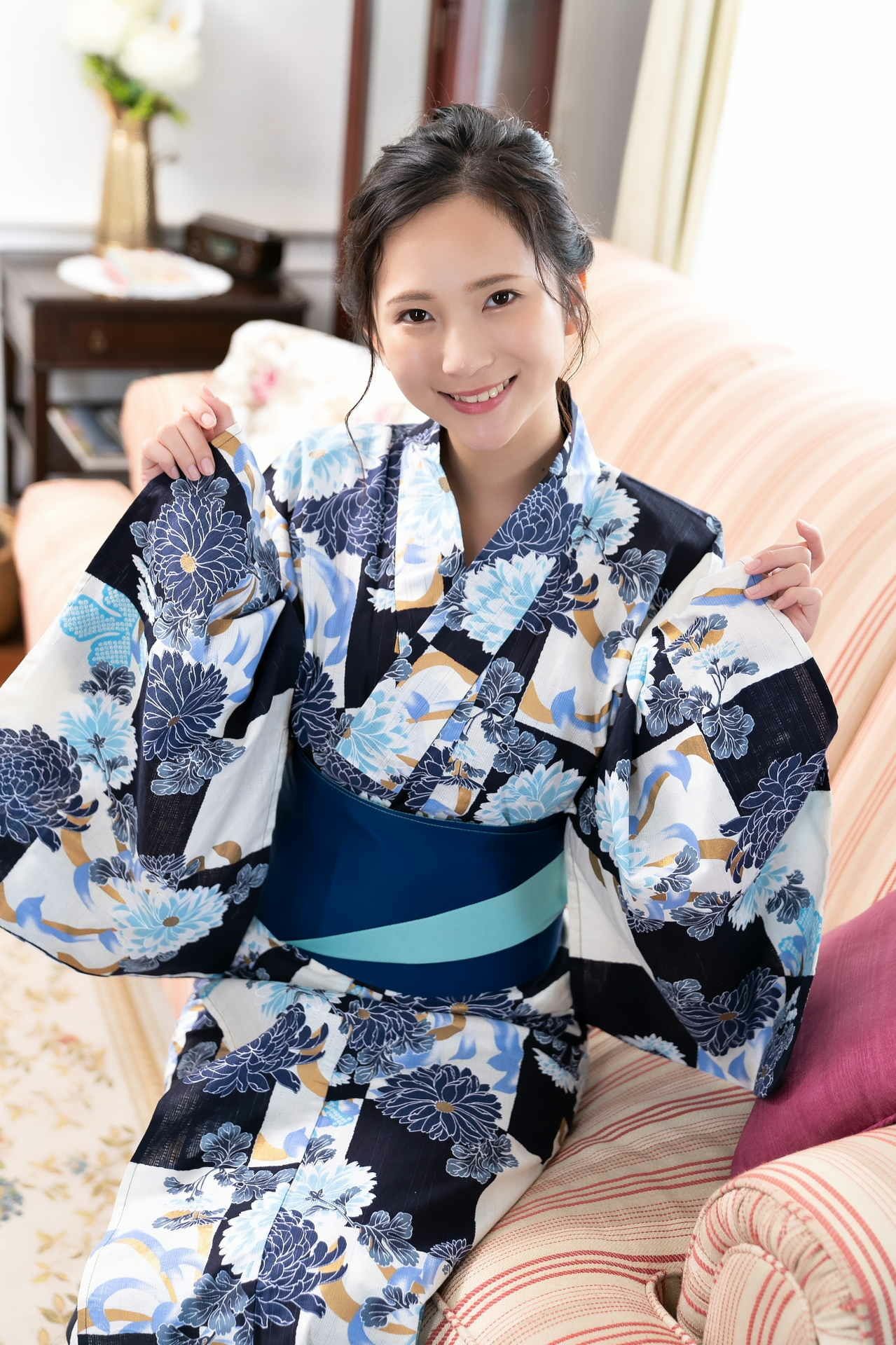 街山みほ - 煌めく紺碧の/(229P)