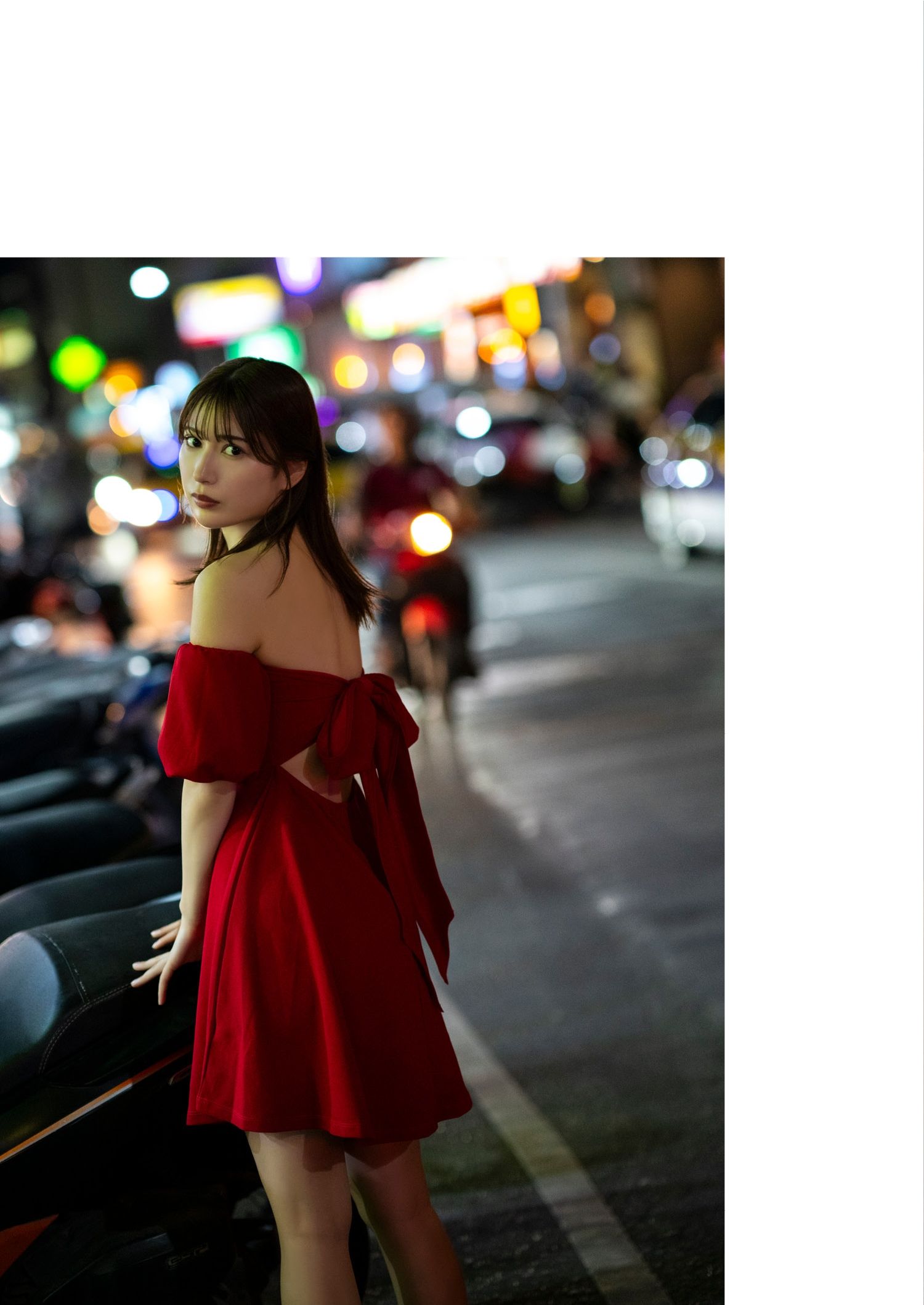 雪平莉左 - キミが微笑めば 世界が微笑む/(51P)