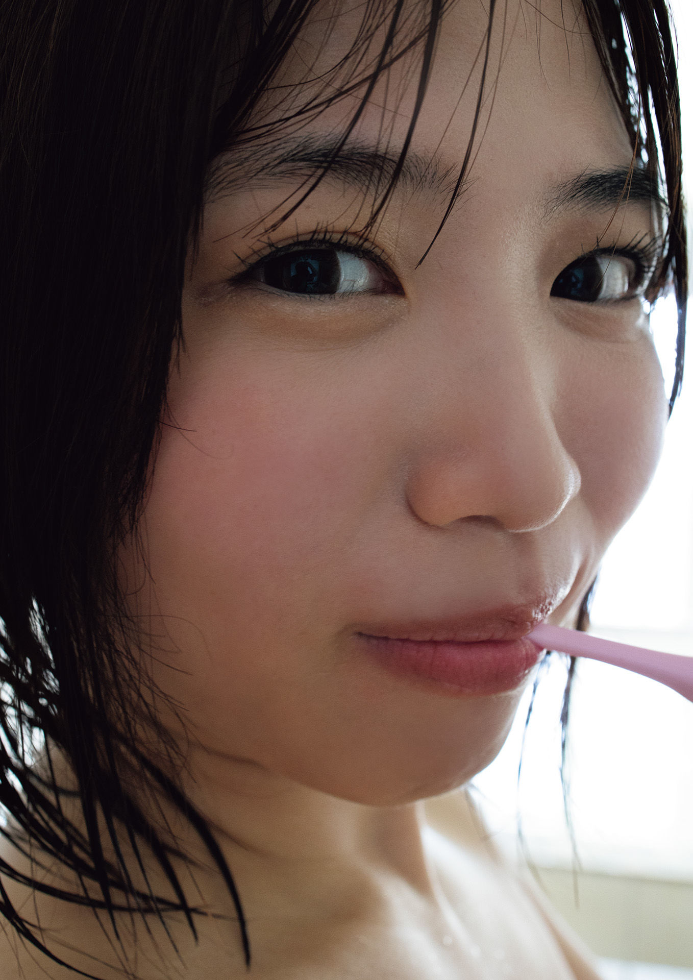 鈴原りこ - もっといっぱい、すきになる/(85P)